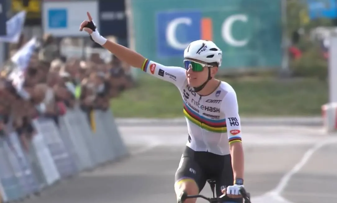 Schermopname_19-3-2026_104327_www.youtube.com