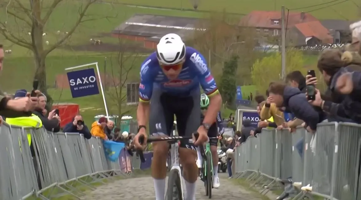 Schermopname_28-3-2026_181020_www.youtube.com