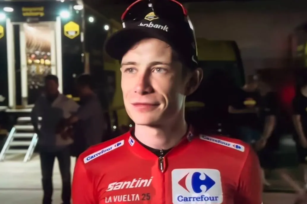 Schermopname_7-3-2026_21251_www.youtube.com