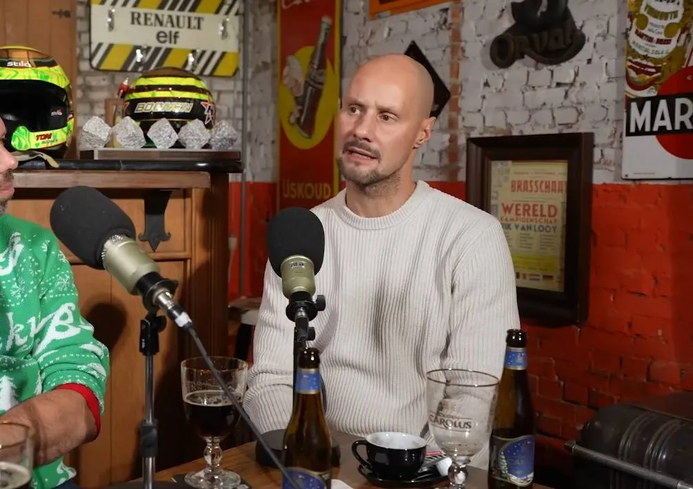 Schermopname_7-3-2026_215114_www.youtube.com