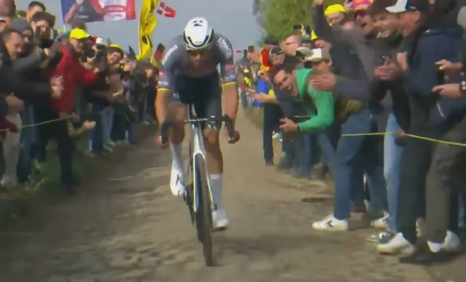 Schermopname_11-4-2026_212613_www.youtube.com