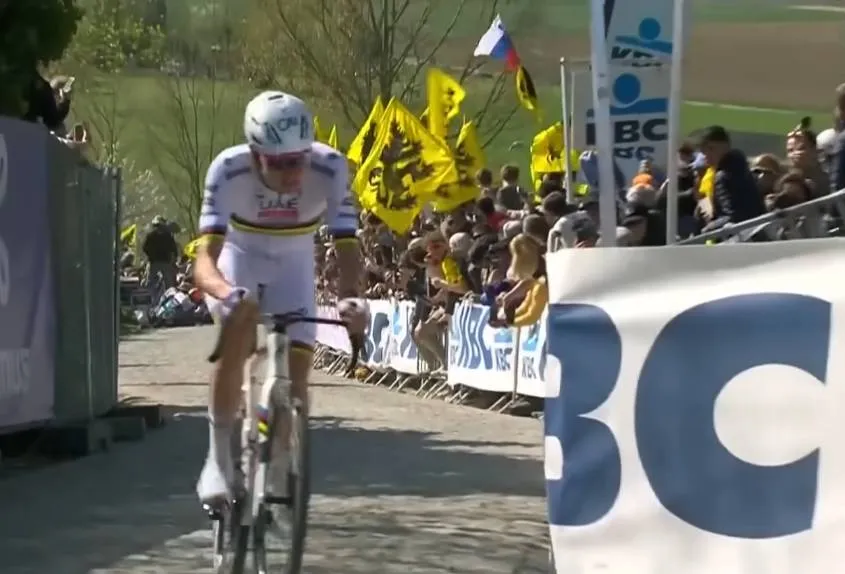 Bakelants is zeker: "Dit ene detail kan Pogacar de zege kosten in de Ronde van Vlaanderen"