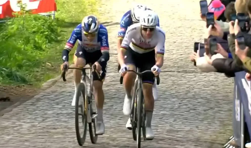 Evenepoel doet straffe uitspraak: "Als ik dat ene ding verander, kan ik Tadej en Mathieu kloppen!"