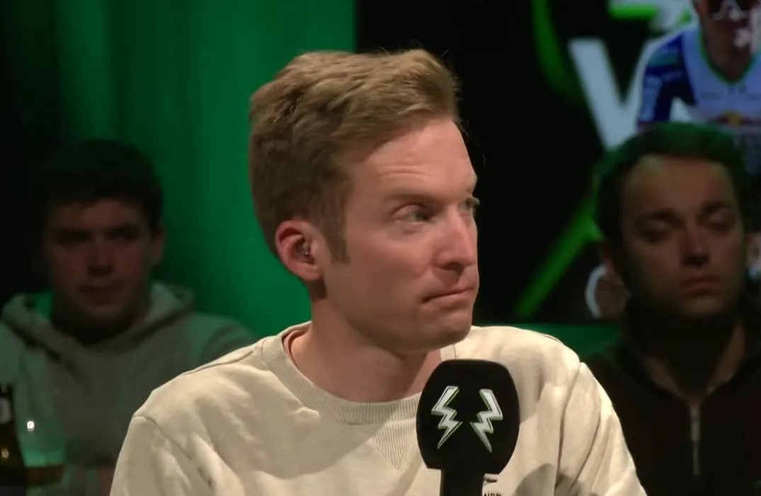 Schermopname_8-4-2026_21115_www.youtube.com