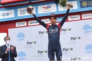 Volta ao Algarve: 752,9 km verdeeld over 5 etappes en een nieuwe ITT van 22 km in Albufeira zijn de hapjes voor 2024