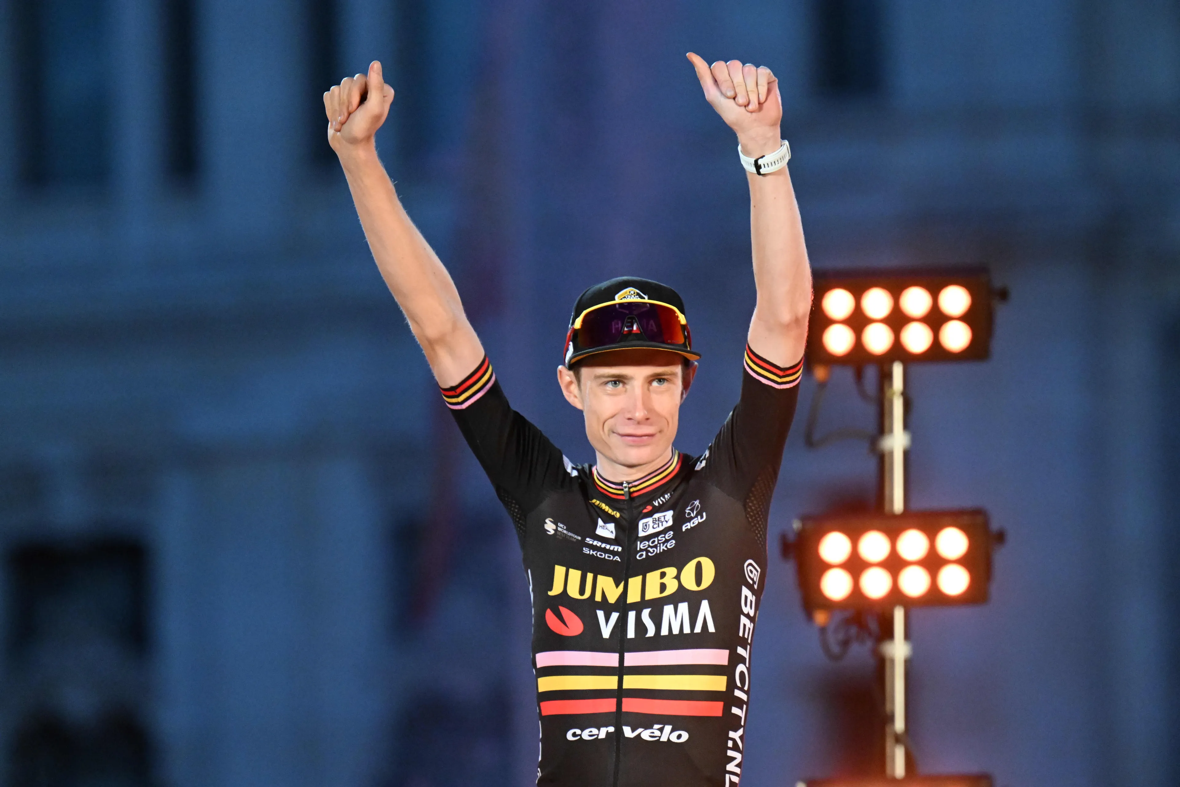 "De hele ploeg heeft geweldig werk verricht" - Jonas Vingegaard blij na eerste klimproef van het seizoen in Gran Camino