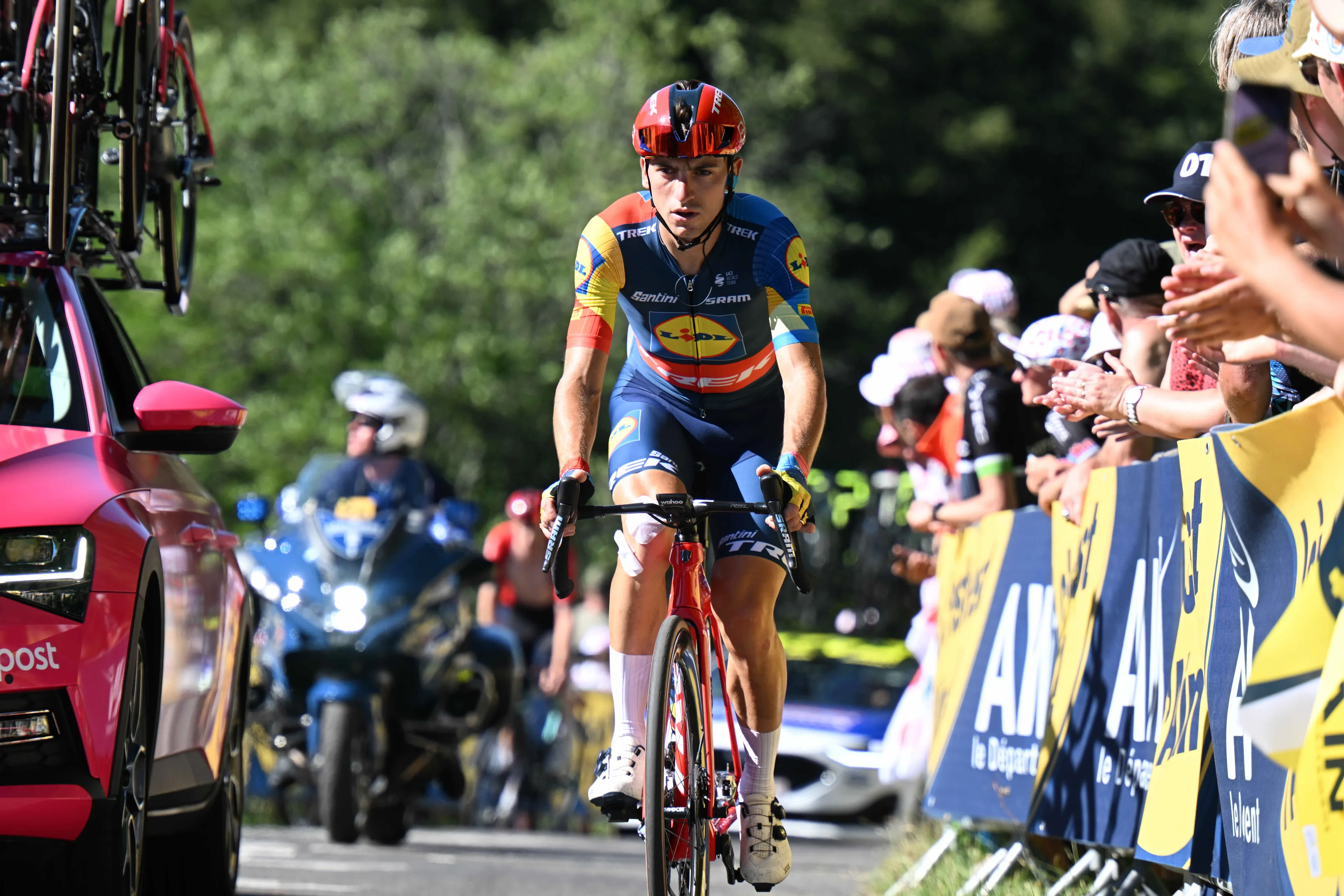 "Na al die tijd en alle problemen die ik heb gehad, is het heel belangrijk om hier te zijn en te vechten voor de overwinning" - Giulio Ciccone opgewekt na goede start in Dauphine
