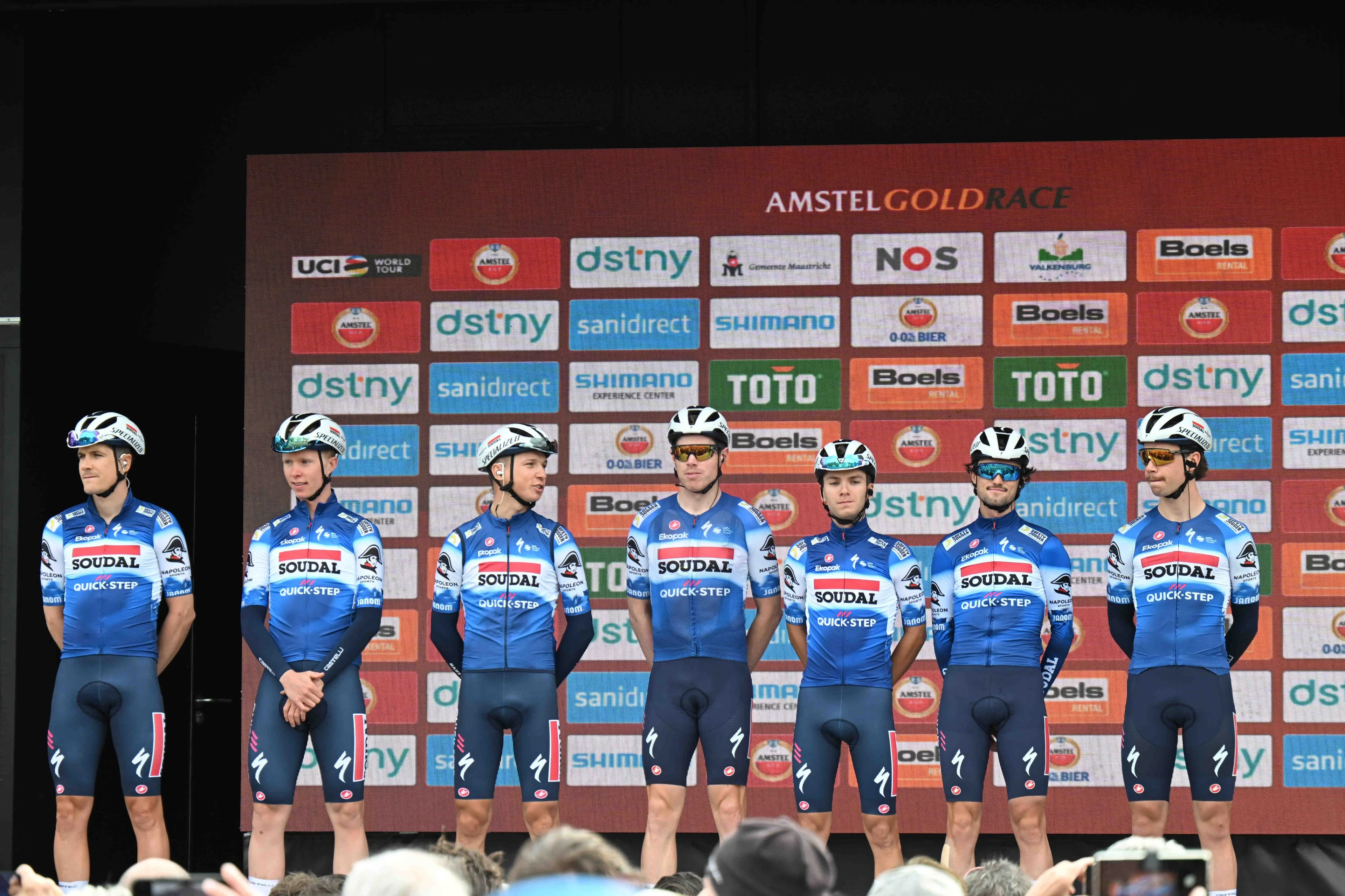 Het belangrijkste doel van Soudal - Quick-Step voor de openingsetappe van de Dauphiné is om uit de problemen te blijven: "Het belangrijkste vandaag is om veilig te blijven en energie te sparen voor de komende etappes"