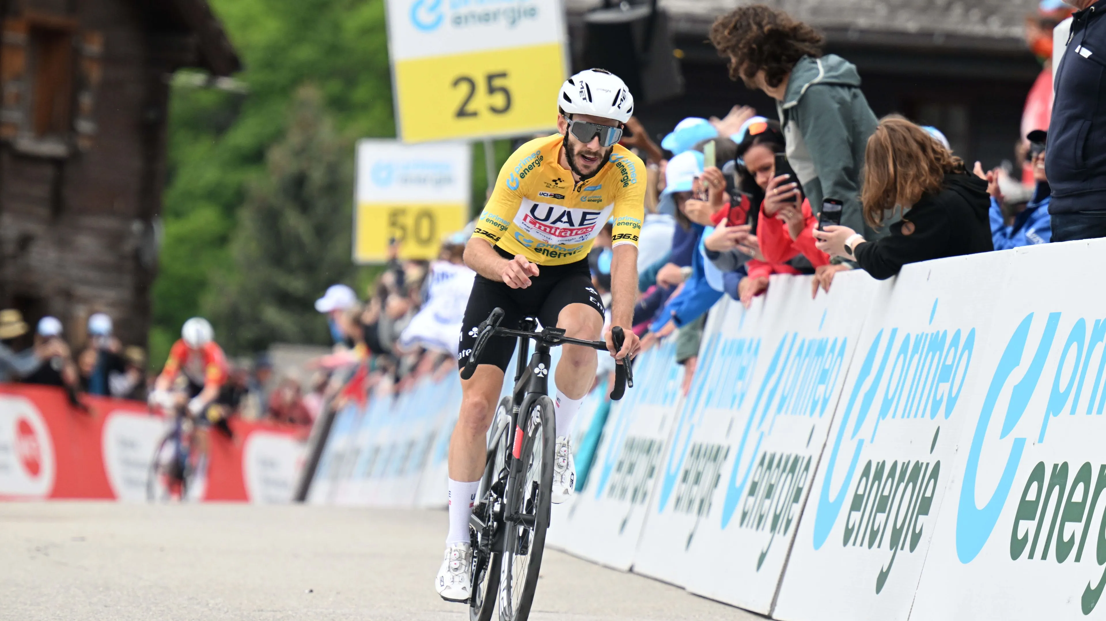 Update algemeen klassement Ronde van Zwitserland 2024 na etappe 7: Adam Yates en Joao Almeida breiden voorsprong verder uit
