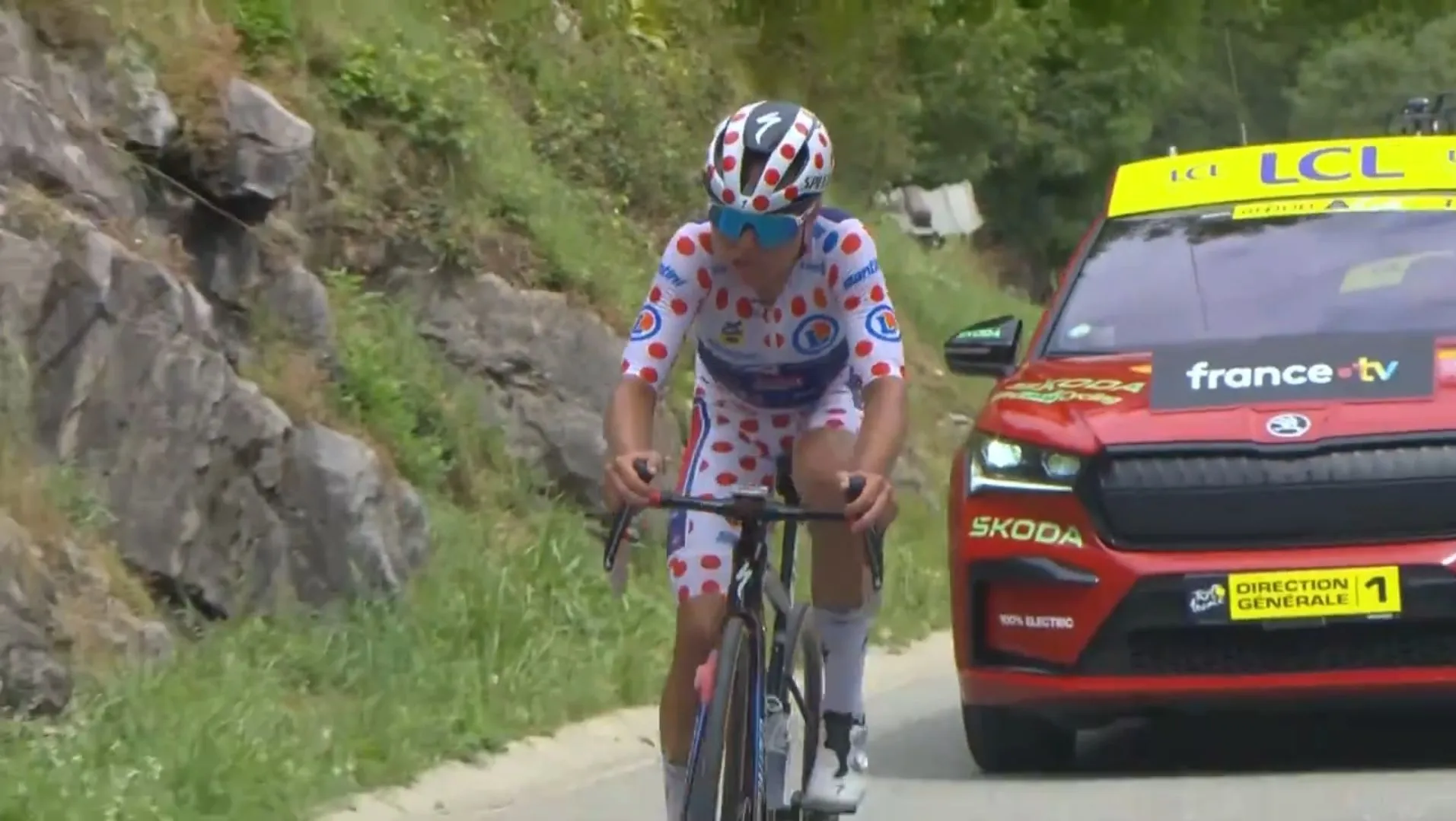 Justine Ghekiere wint zware bergrit in de Tour de France Femmes 2024