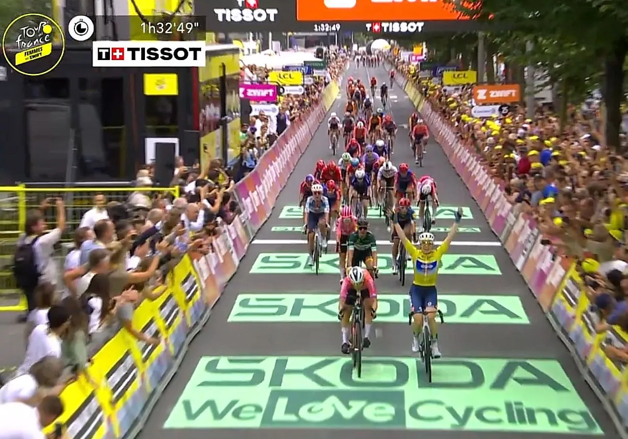 Charlotte Kool verslaat Lorena Wiebes en wint tweede etappe op een rij in de Tour de France Femmes