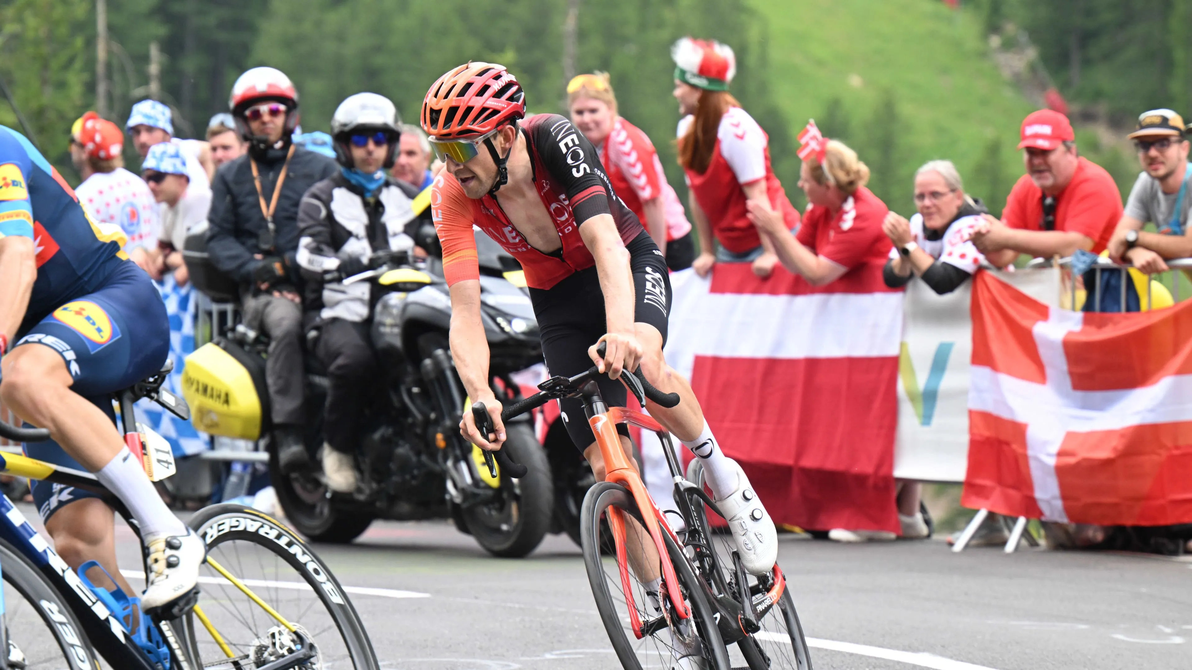 INEOS Grenadiers ziet Laurens de Plus uitvallen met corona in de Vuelte a Espana