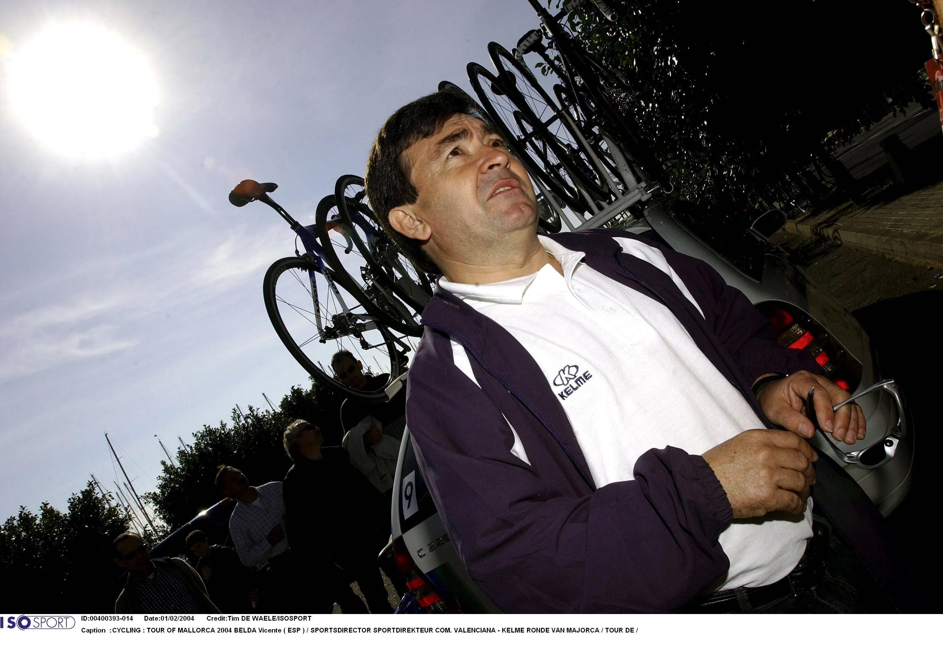 INTERVIEW | Voormalig mecanicien van Kelme slaat terug na uithaal Vicente Belda: "Ze gebruikten allemaal doping, ik moest door de Pyreneeën met een koelbox met zakken bloed"