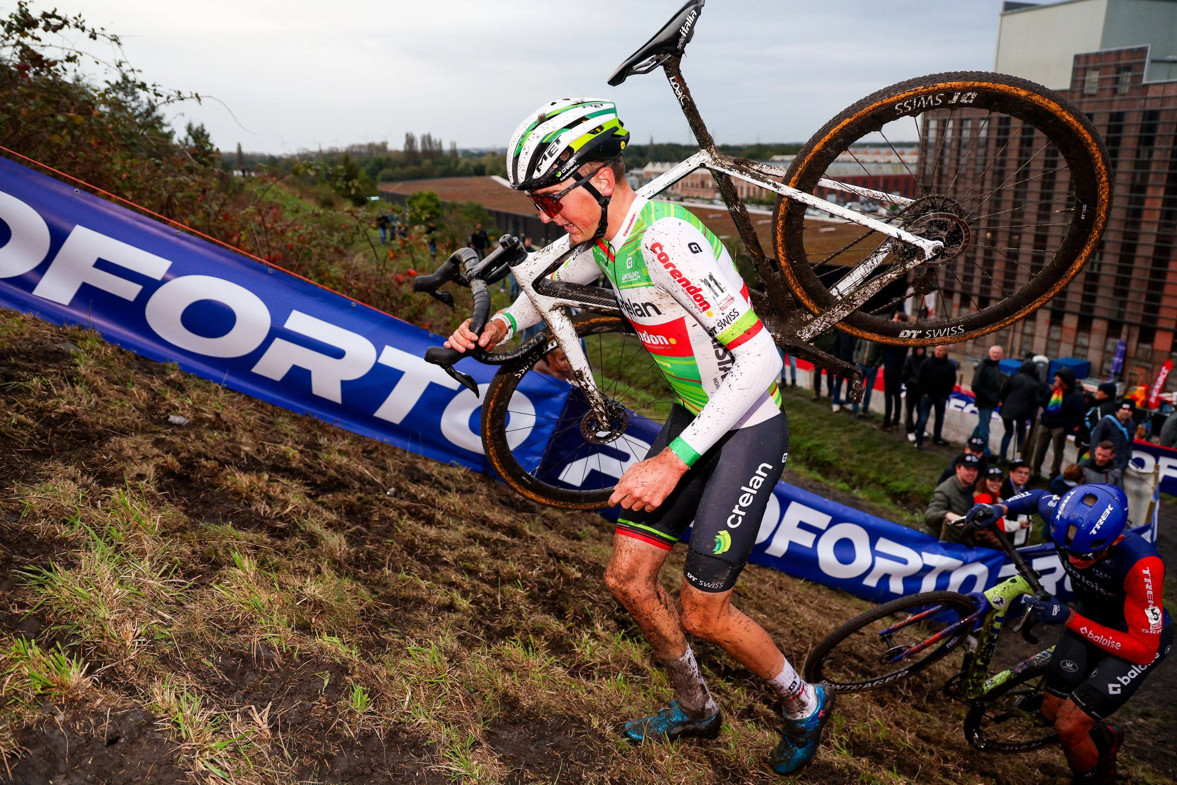 Belgische bondscoach neemt met Emiel Verstrynge één debutant mee naar WK Cyclocross: "Vroeger keek je op naar die mannen"