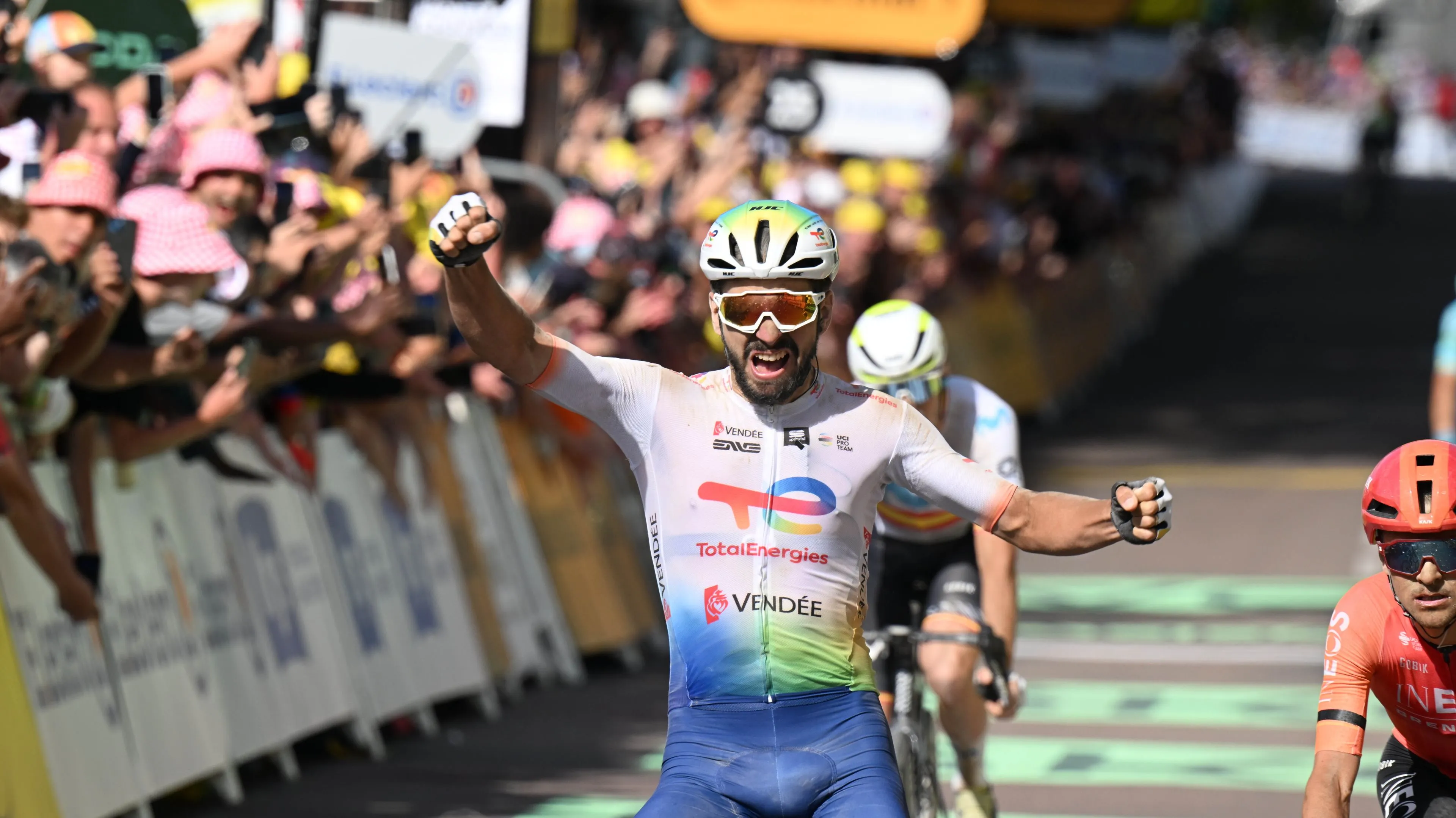 TotalEnergies bevestigd voor Tour de France 2025: "Trots om opnieuw op het grootste podium te staan"