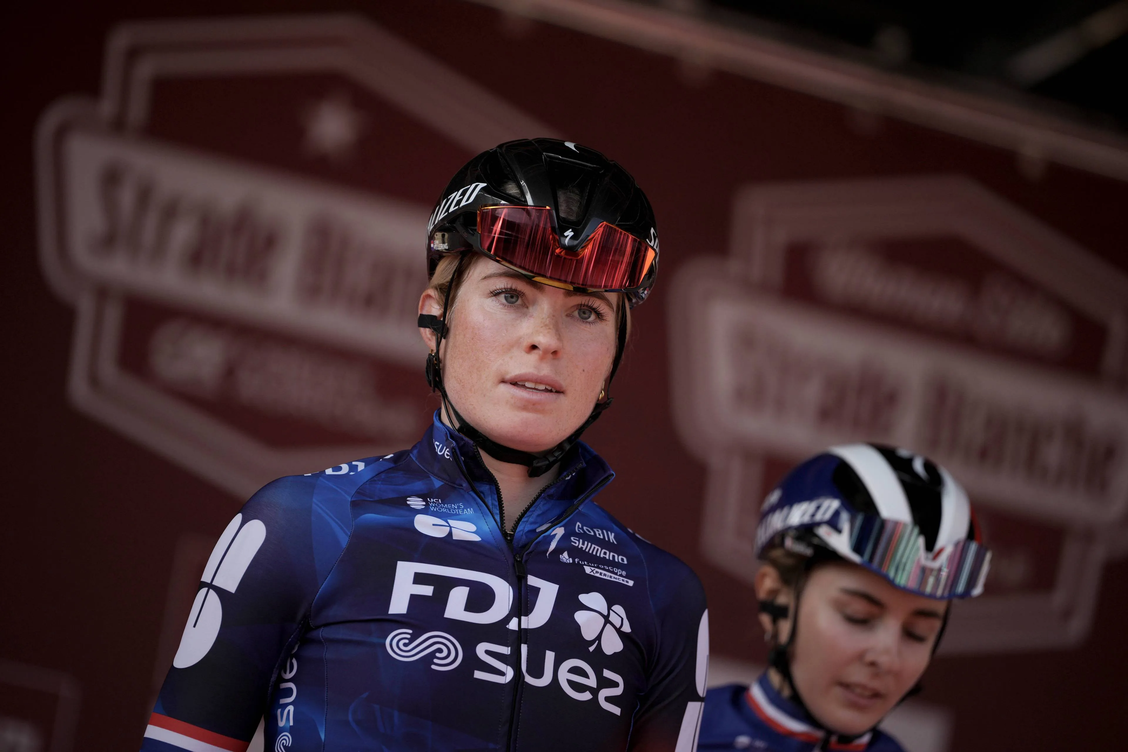 Demi Vollering klaar om haar Vuelta-titel te verdedigen: "Volledig opgeladen voor wat komt"