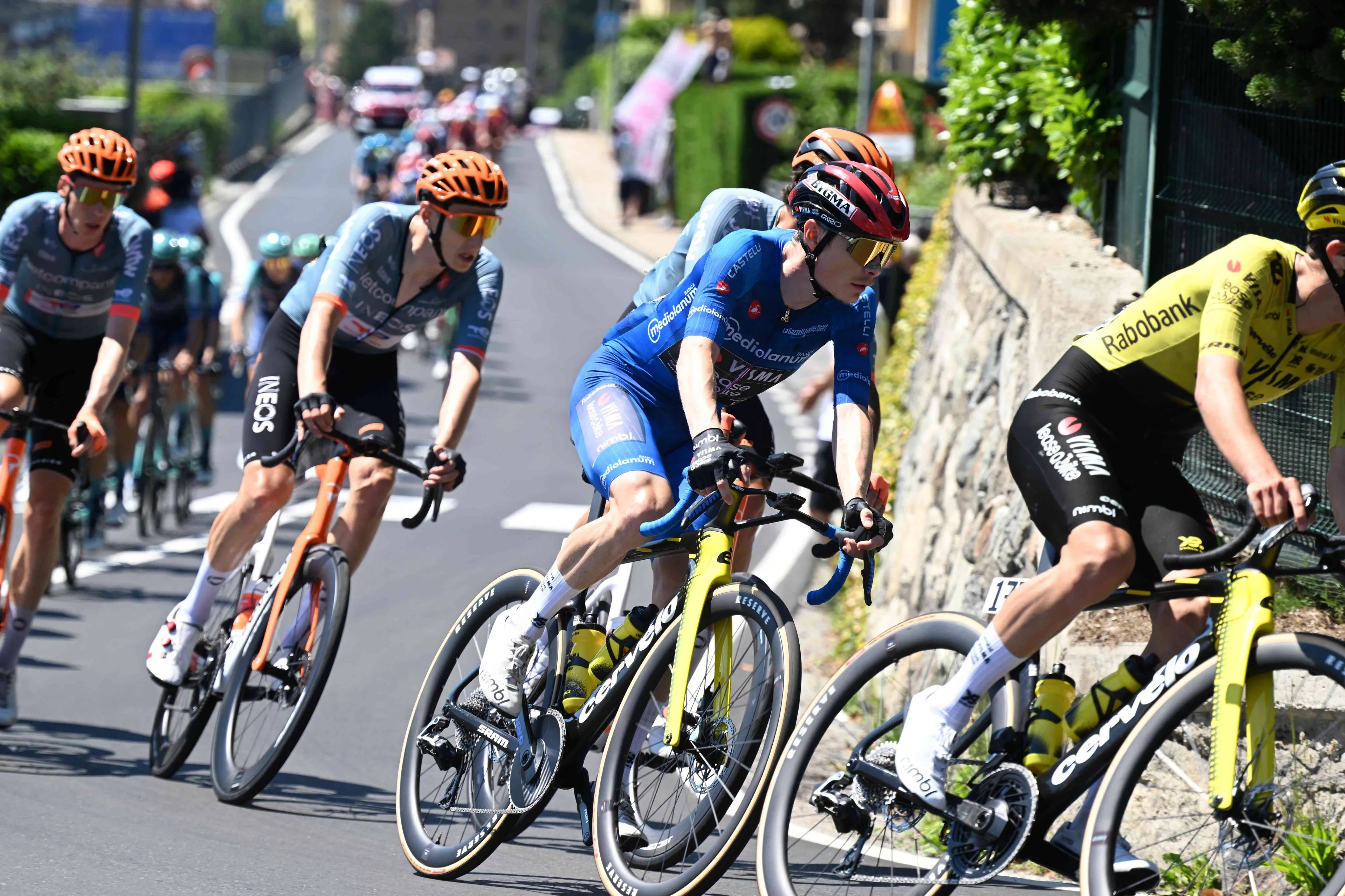 “Hij is kalm, maar hij is gulzig” – meedogenloze kant van Jonas Vingegaard blootgelegd, terwijl Giro d’Italia-rivalen naar zwakte zoeken