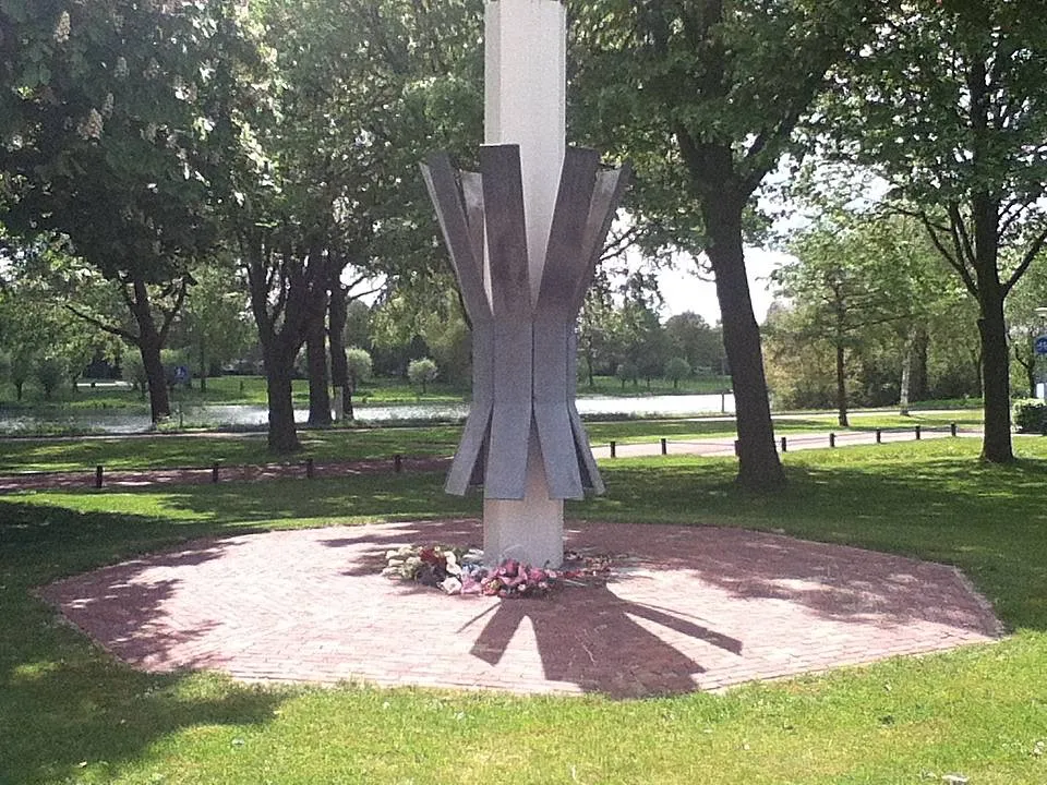war monument wijchen centre 1