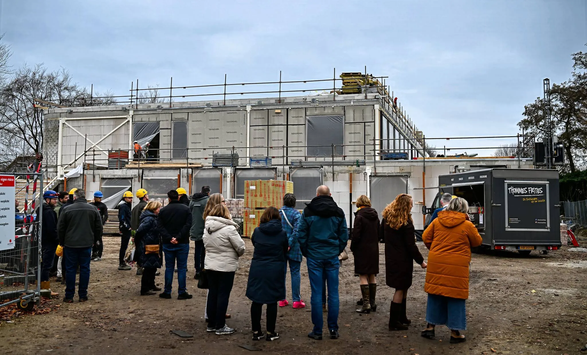 Foto 2 - Feestelijk moment hoogste punt MFA Westwijzer_Dick Vogelzang naamsvermelding