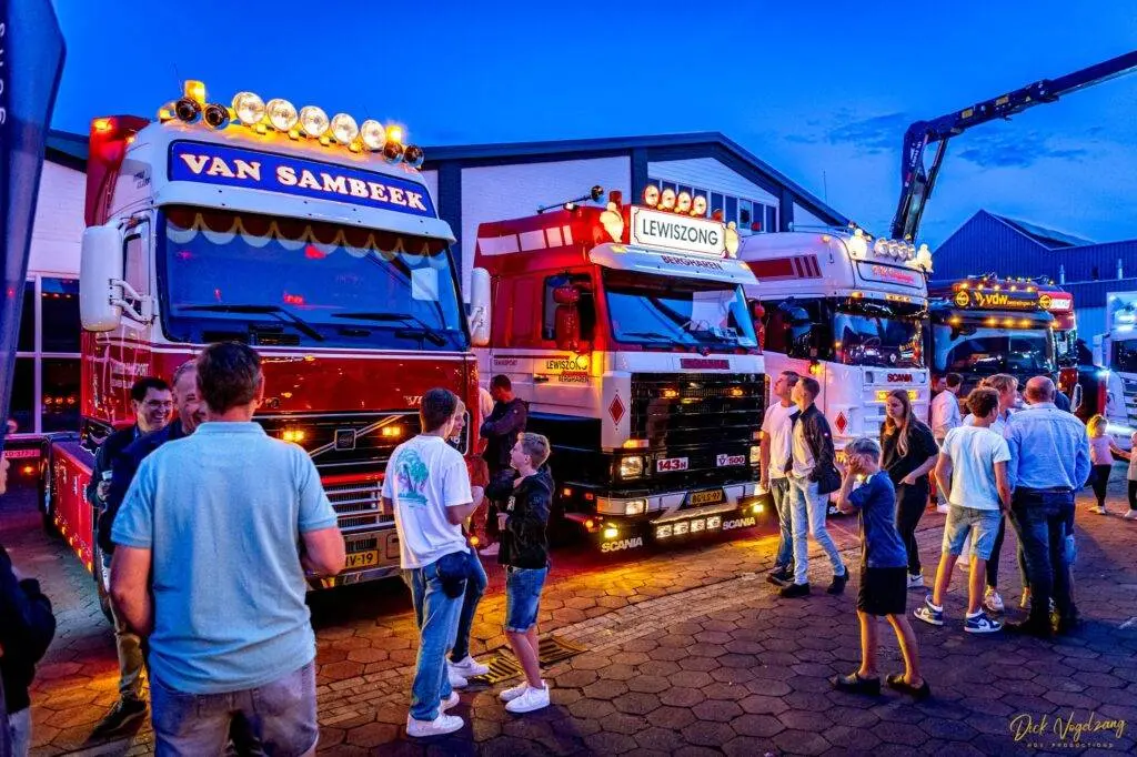 Truckshow-Wijchen-Foto Dick Vogelzang -Truckshow-Wijchen-facebook-Wijchenis-1024x682