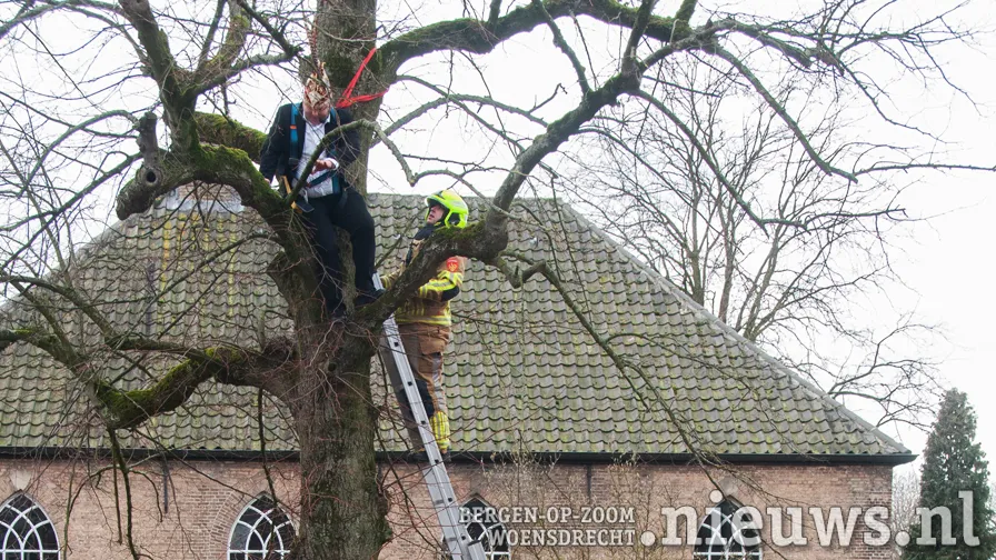 20230218 jkr oss intocht 000