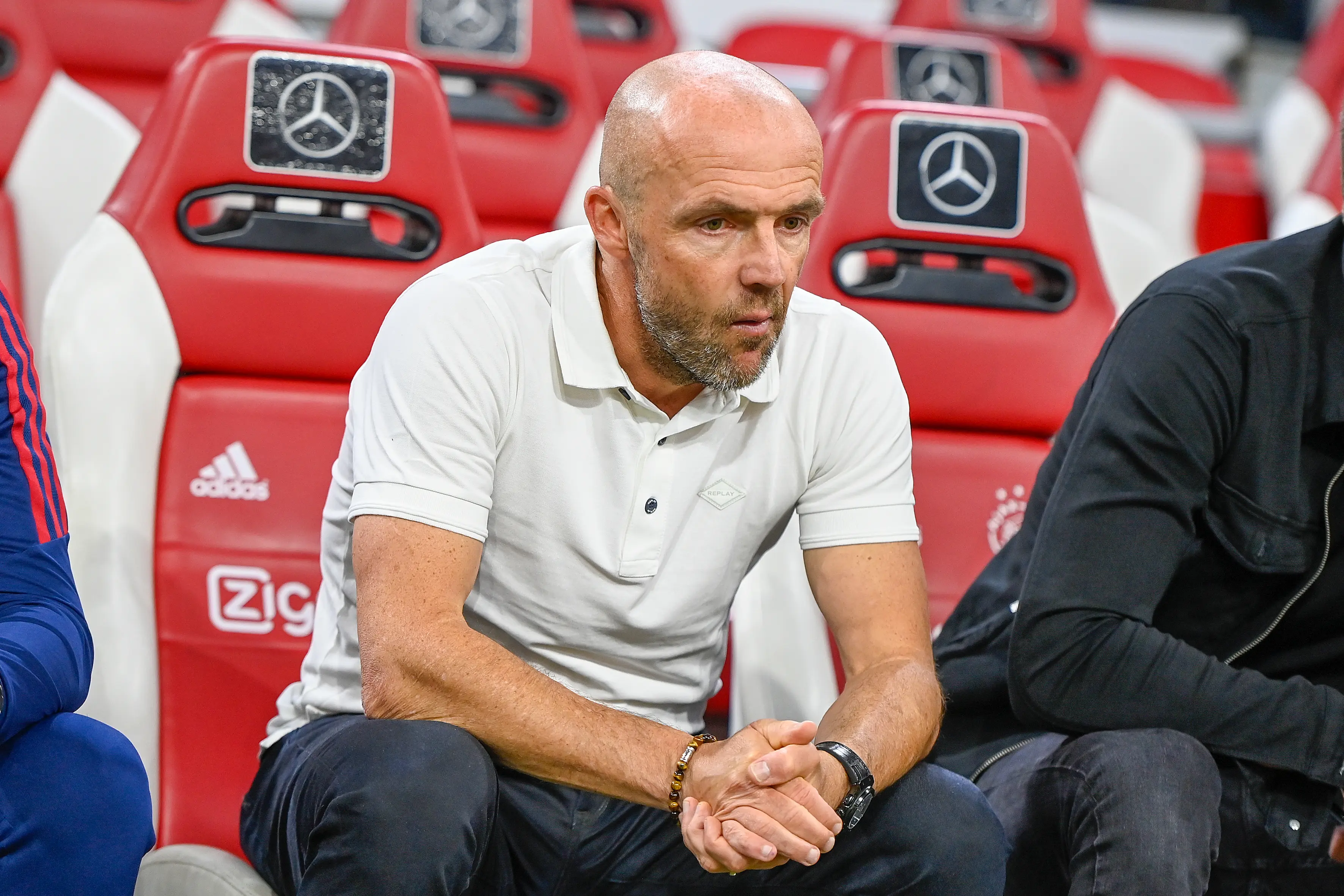 Schreuder ziet kansen liggen in De Kuip: 'Dit elftal moet met bravoure spelen'
