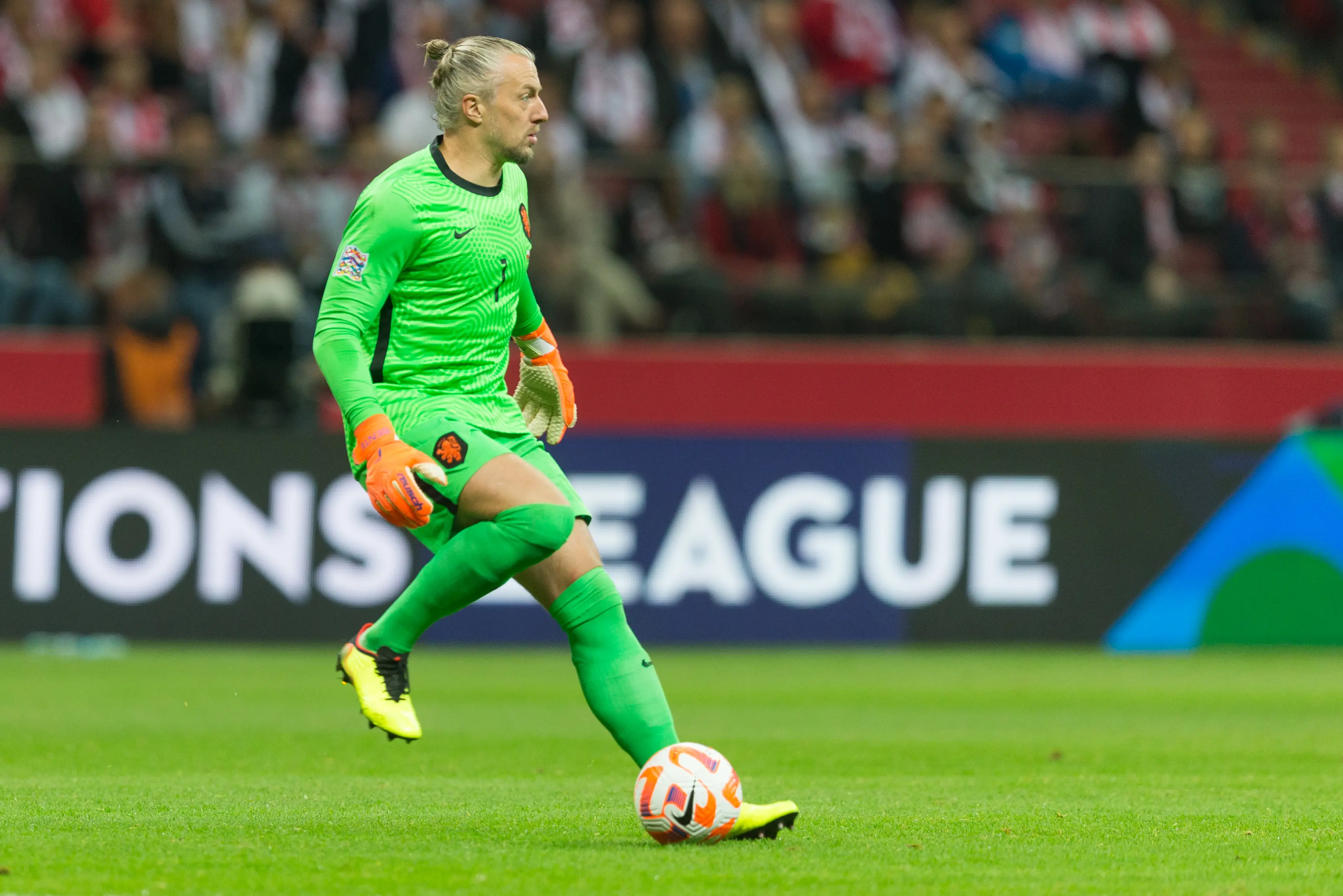 Pasveer overtuigt als eerste doelman van Oranje, ook debutant Taylor maakt indruk