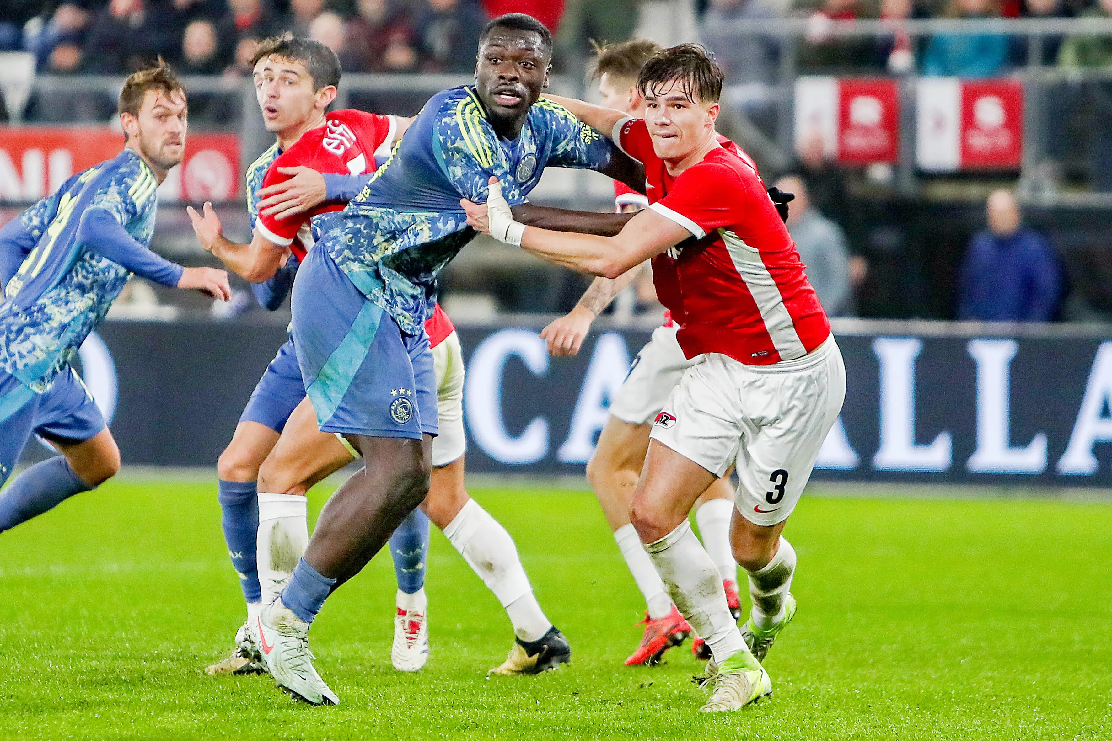 Van Polen vindt Ajax favoriet tegen AZ: 'Ze gaan de wedstrijd van donderdag van zich af spelen'