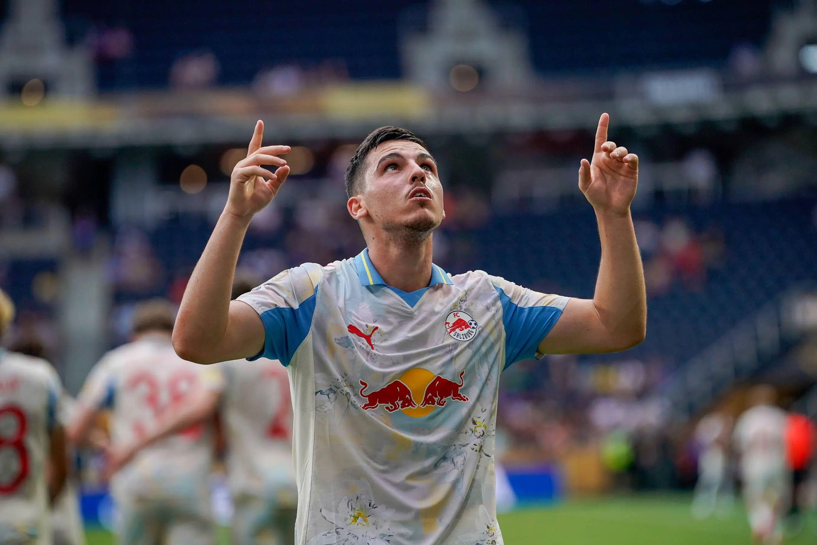 'Richarlison-vibes bij Gloukh-deal; RB Leipzig en VfB Stuttgart zitten op vinkentouw'