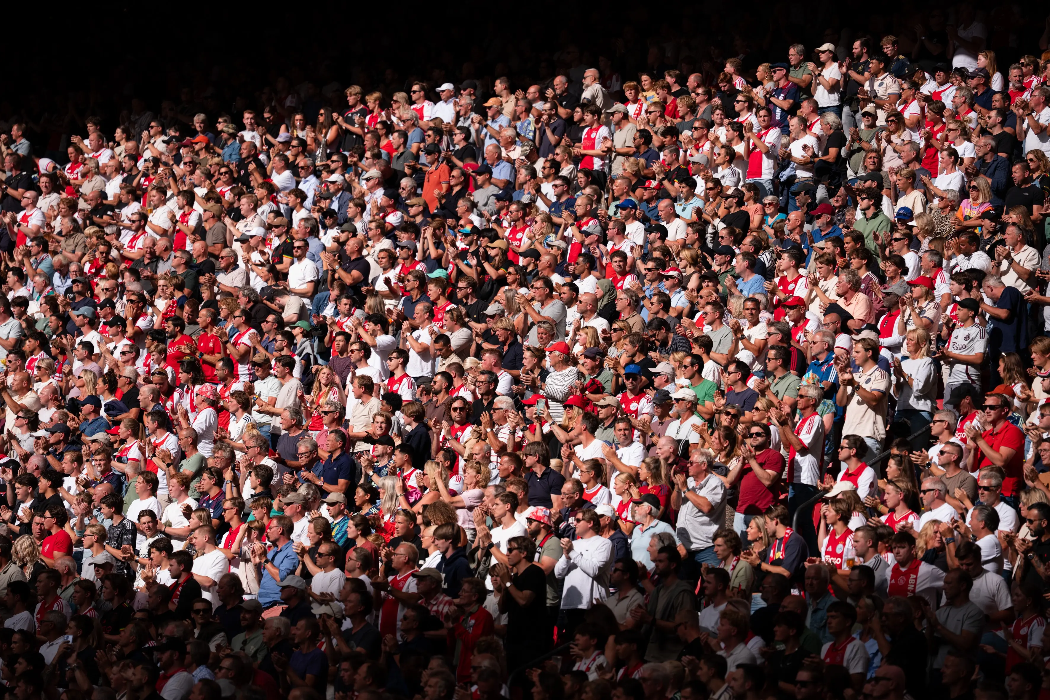 Rondom Ajax: Ajax deelt informatie over kaartverkoop eerste vijf thuiswedstrijden