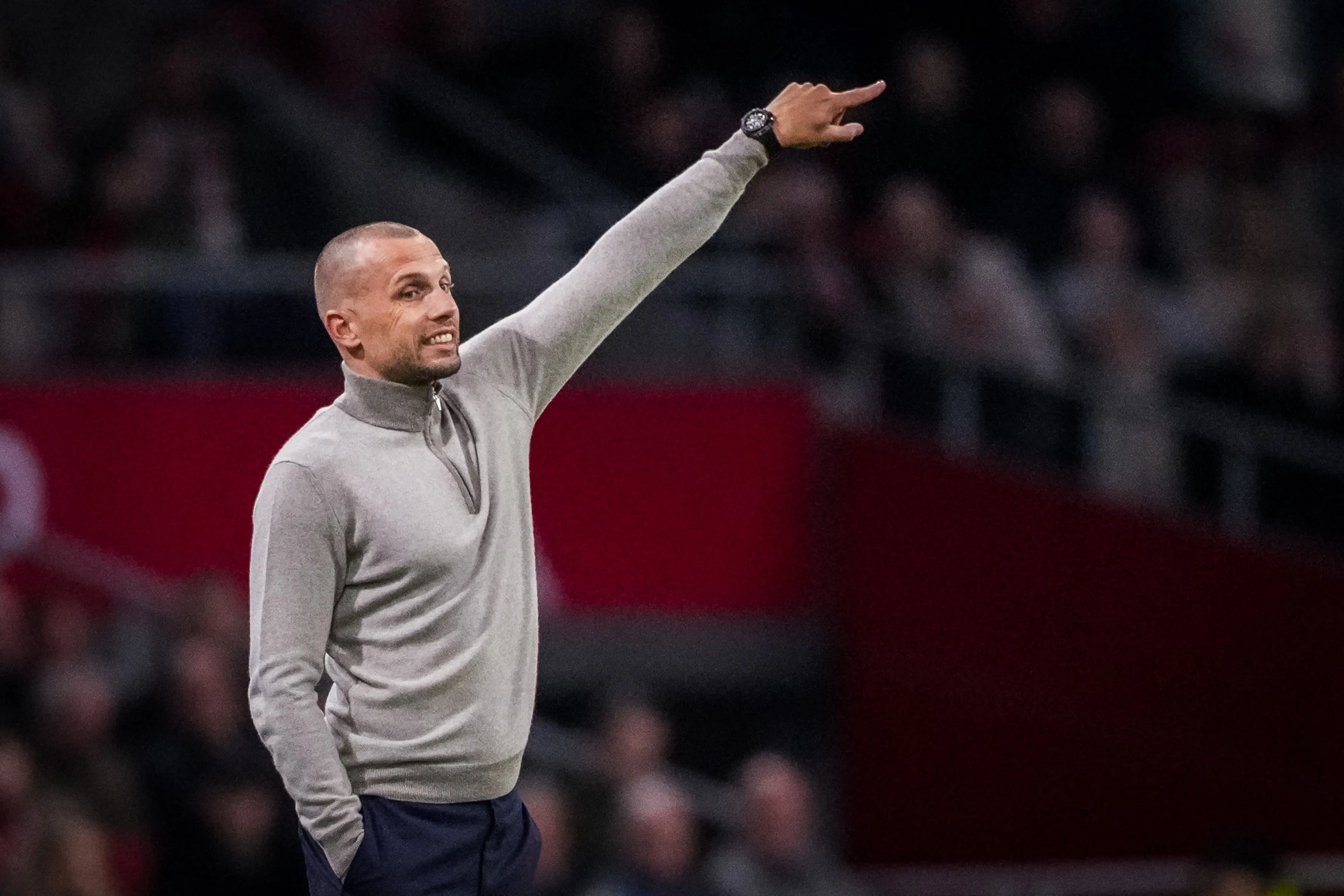 Rondom Ajax: Pot niet eens met vergelijking: 'Dat Heitinga dat niet ziet, kan ik begrijpen'