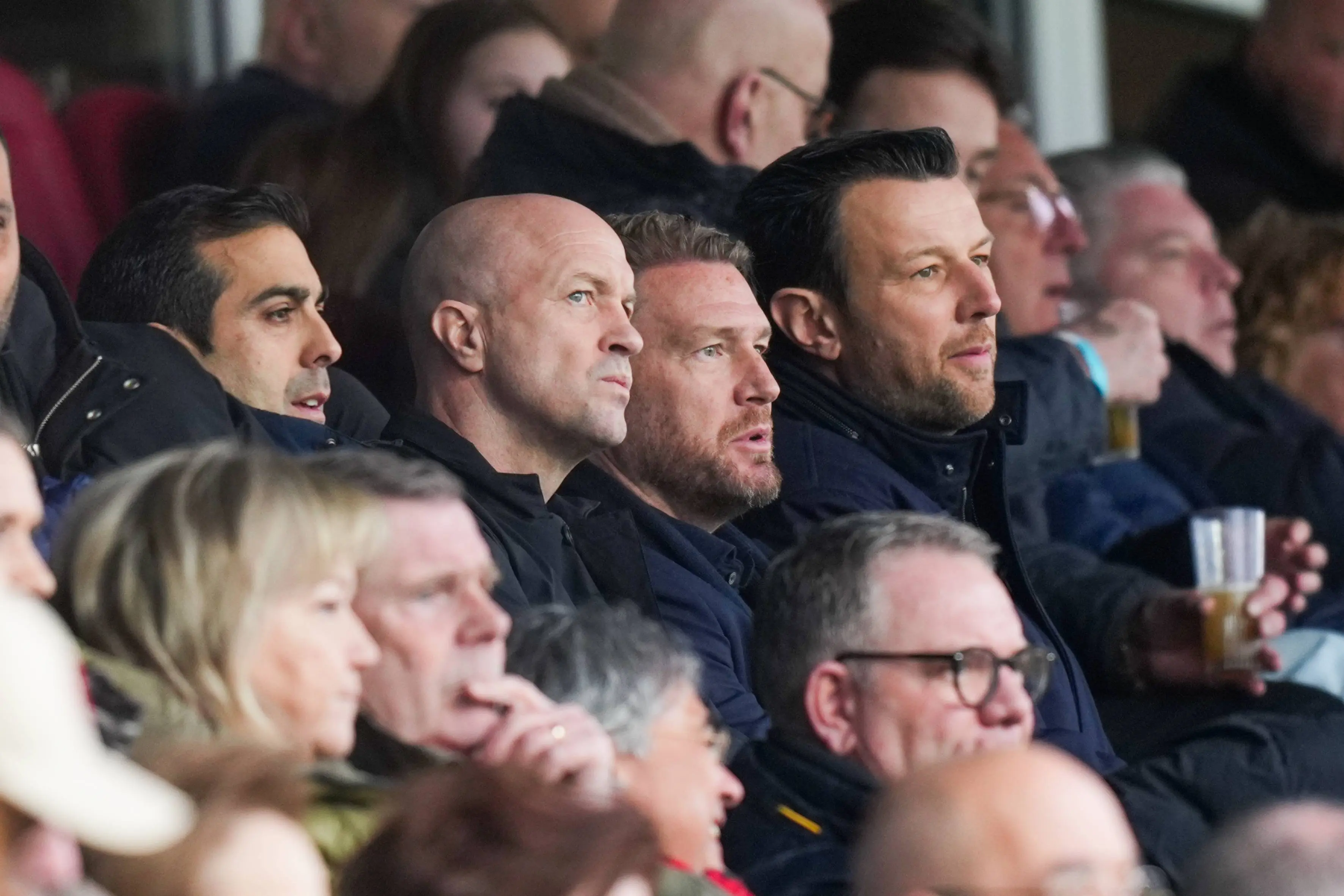 Kranten zien terugkerend probleem bij Ajax: 'Cruijff ziet in tweede helft acute problemen van Ajax'