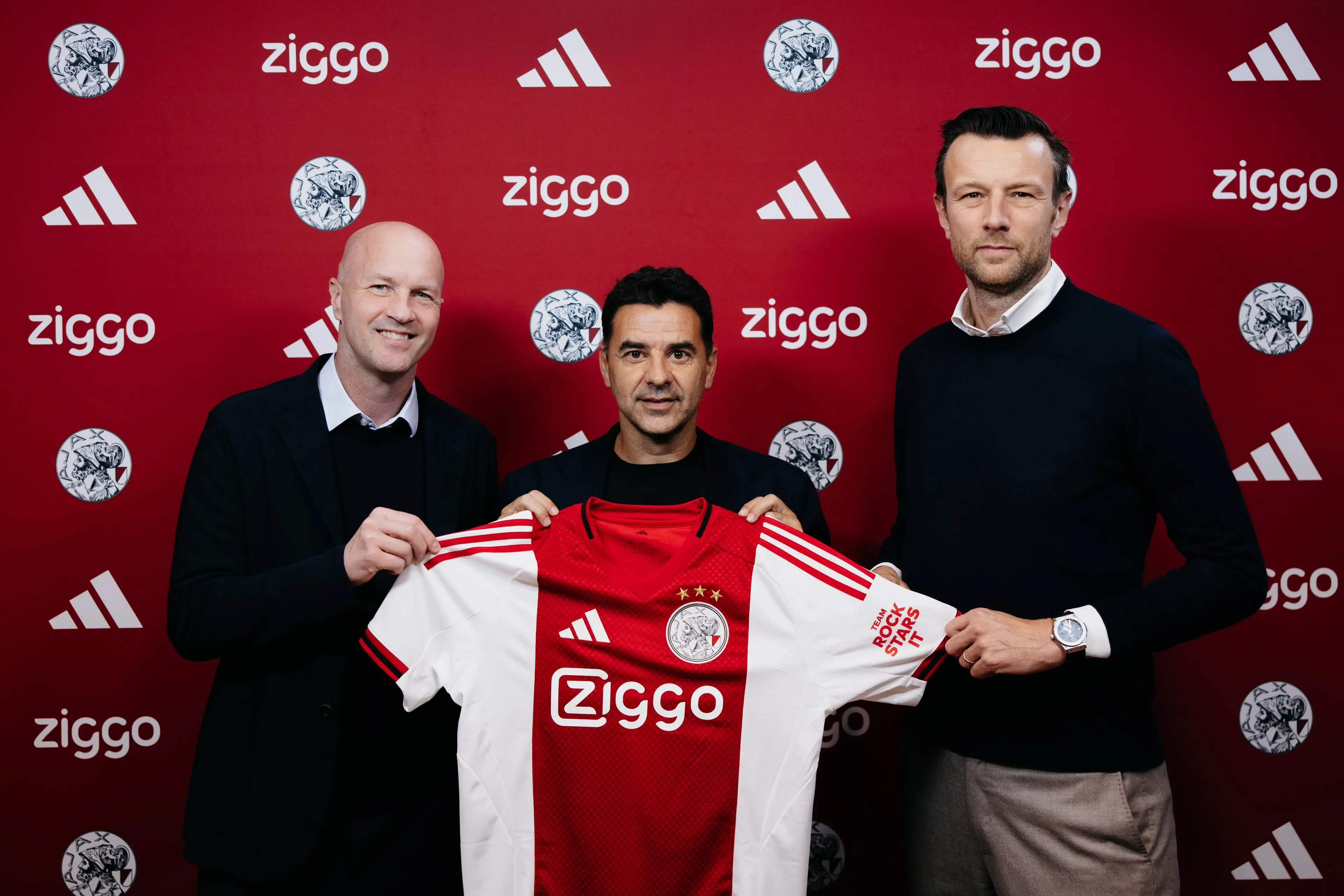 Rondom Ajax: Janssen ziet Spaanse staf: 'Helemaal geen goed idee, maar niet vreemd'