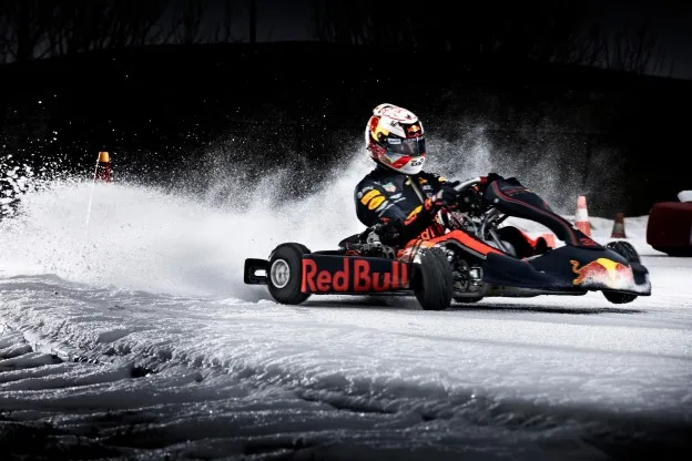 Verstappen werd tien jaar geleden na een spannende kartrace voor het eerst wereldkampioen