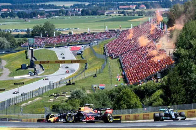 Verstappen topfavoriet voor zege sprintrace en race op zondag in Oostenrijk
