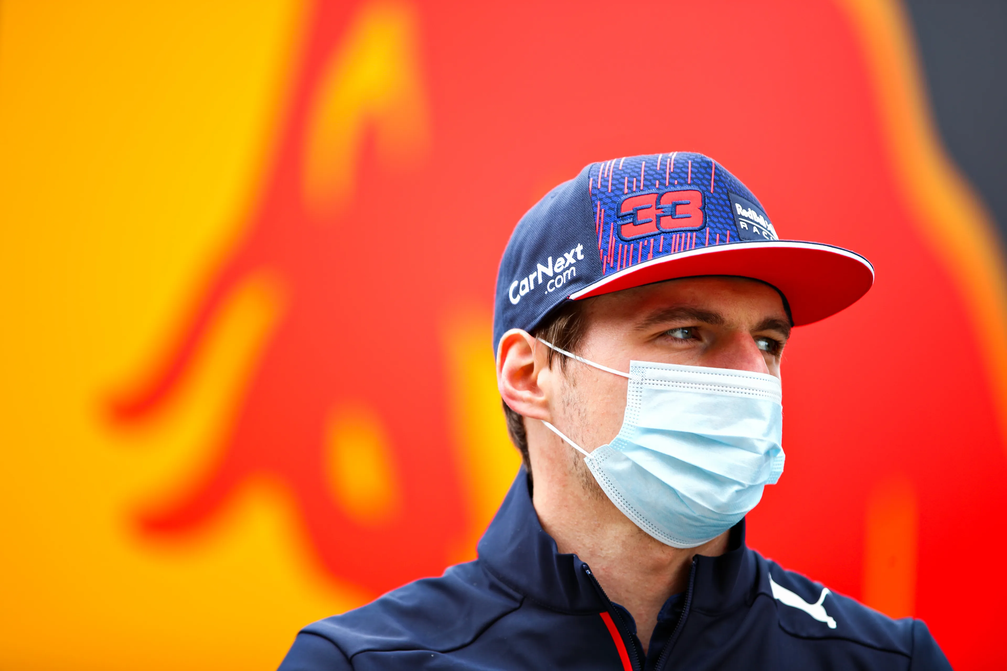 Verstappen glundert: 'Het was ongelooflijk om niet constant banden te moeten sparen'