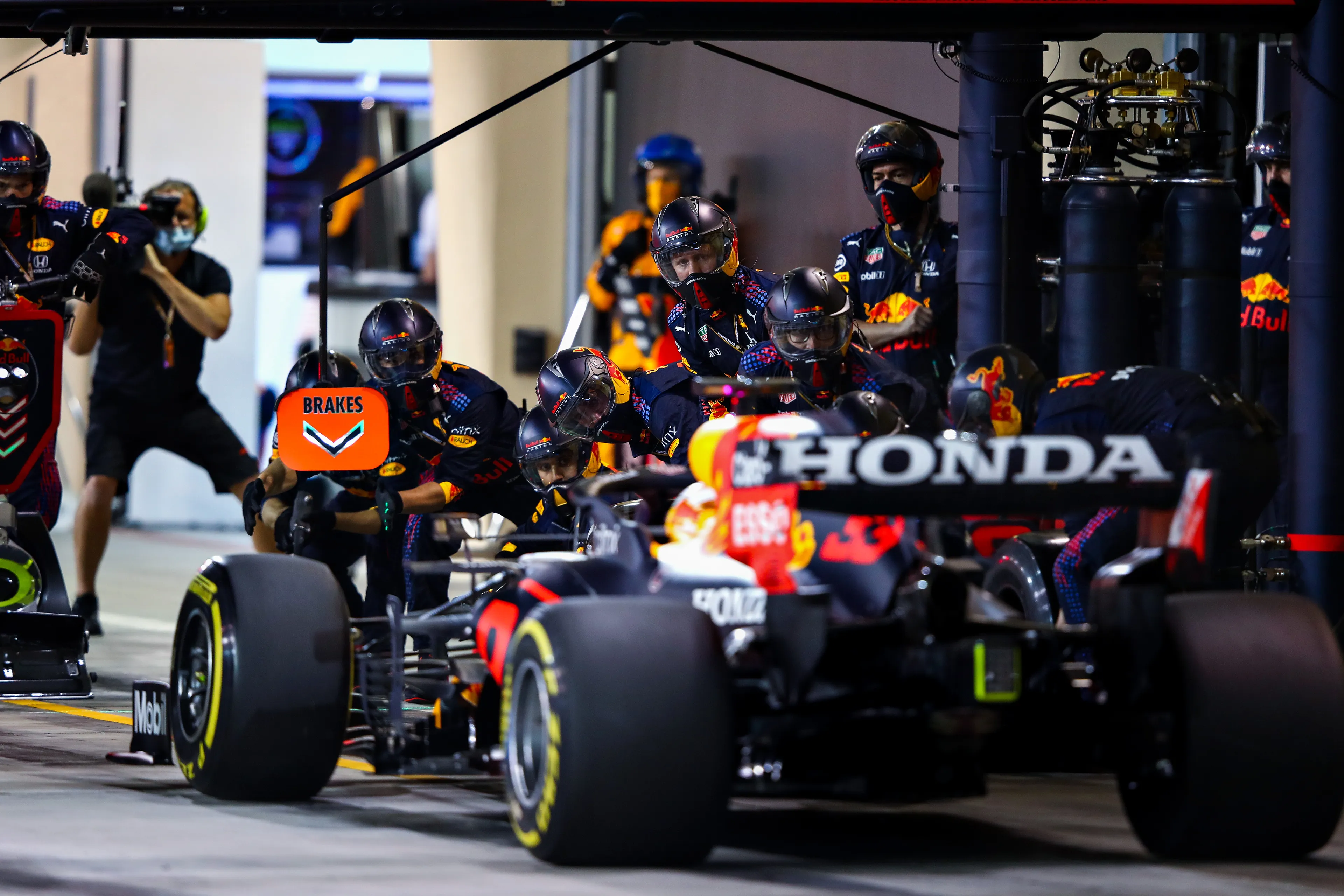 Red Bull Racing RB16B Bahrein