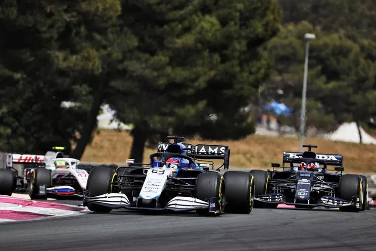 Russell na historische puntenrace: ‘Laatste stint de beste uit mijn carrière’