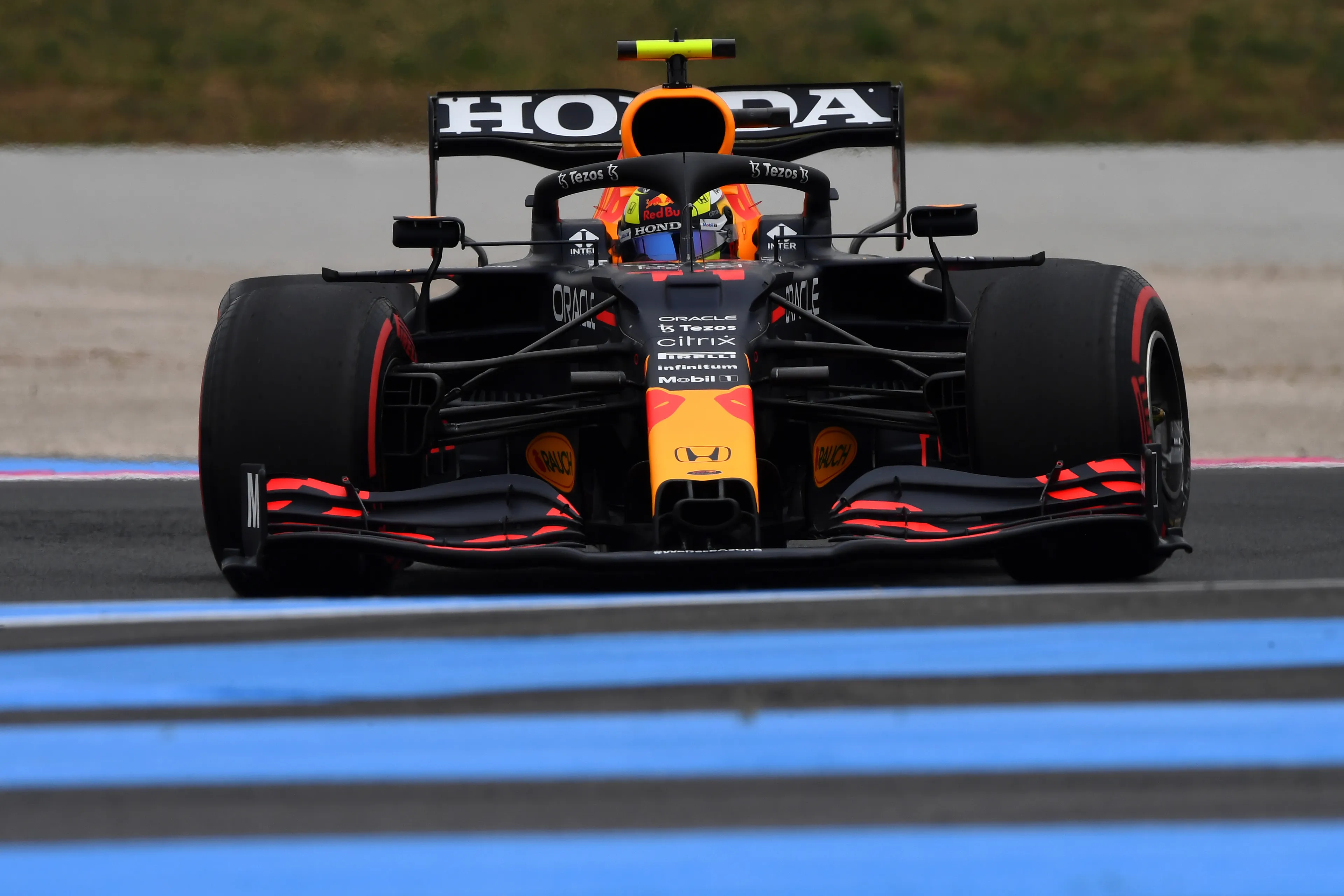 Windsor: 'Red Bull heeft een heel klein voordeel op Mercedes'