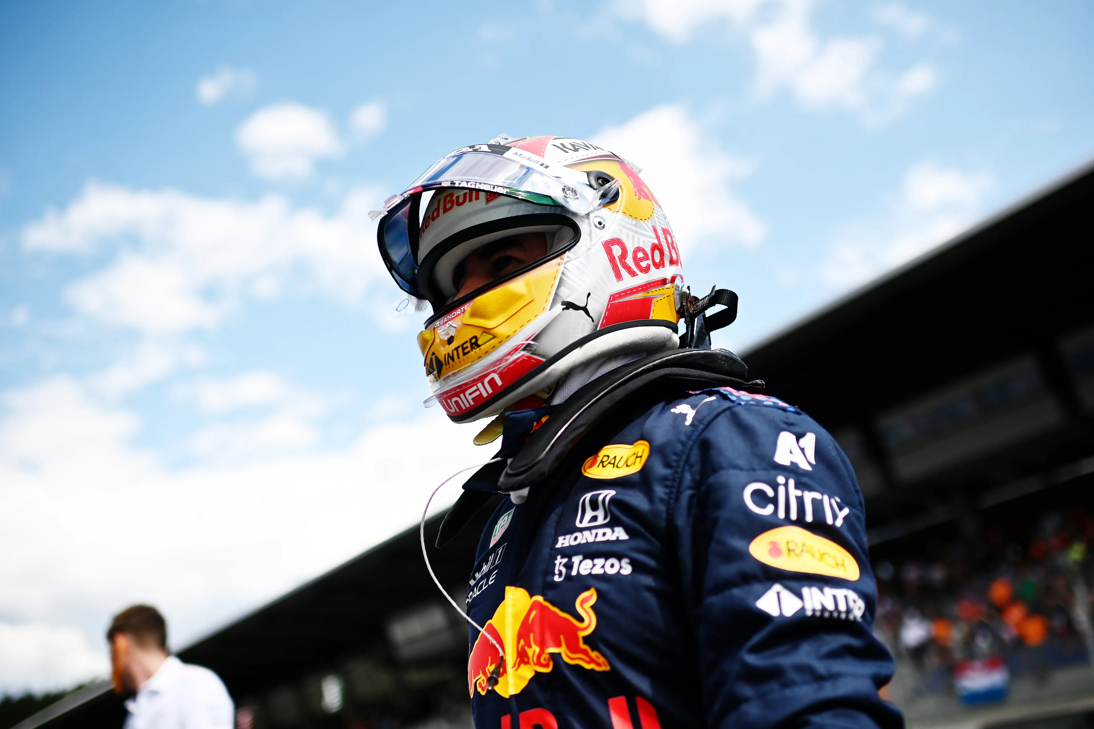 Boordradio's kwalificatie | Verstappen op pole, maar niet blij: 'Dit gaan we nooit meer zo doen'