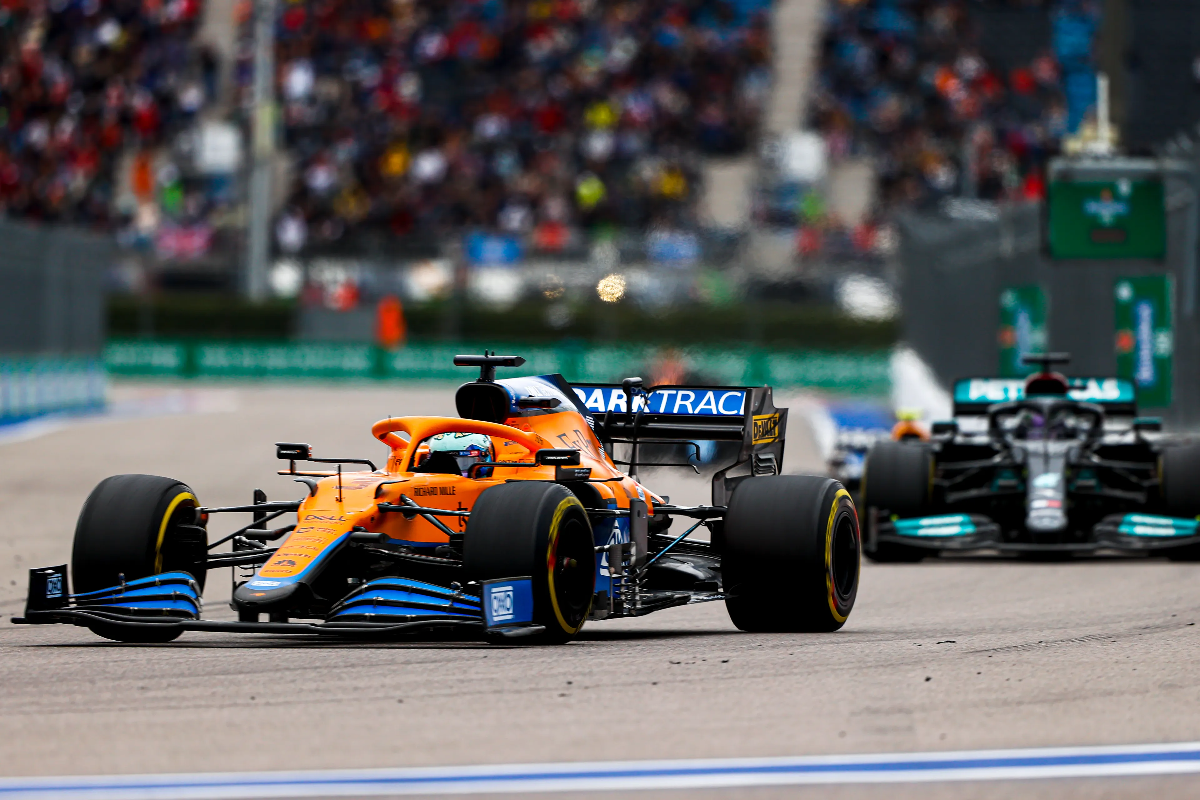 Norris brengt twee dagen in simulator door na teleurstellende slotfase Rusland