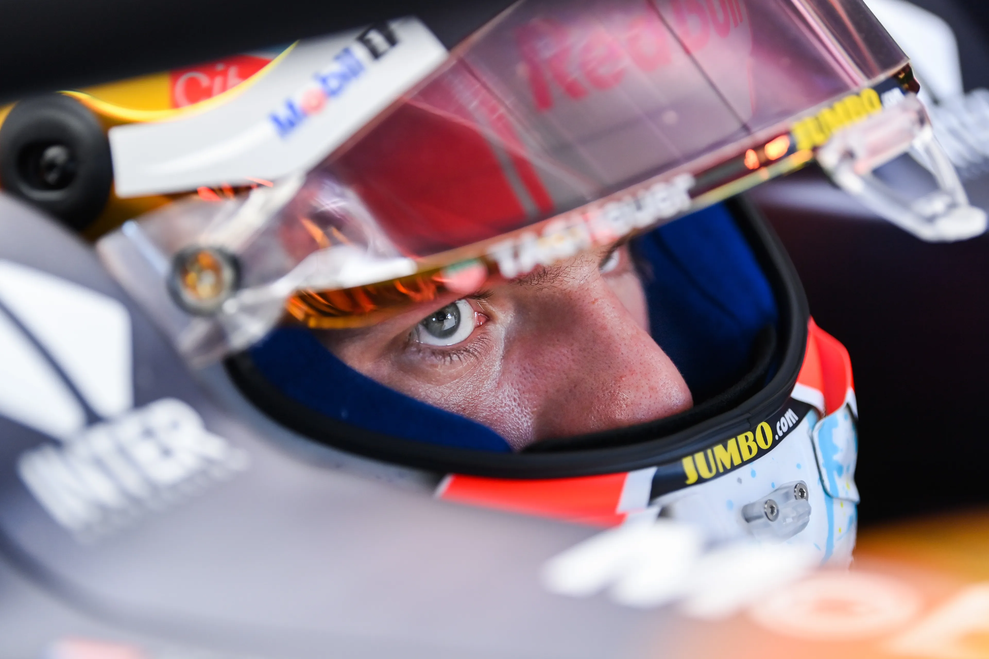 Update II | Geen actie verder van de FIA, Verstappen ontloopt straf