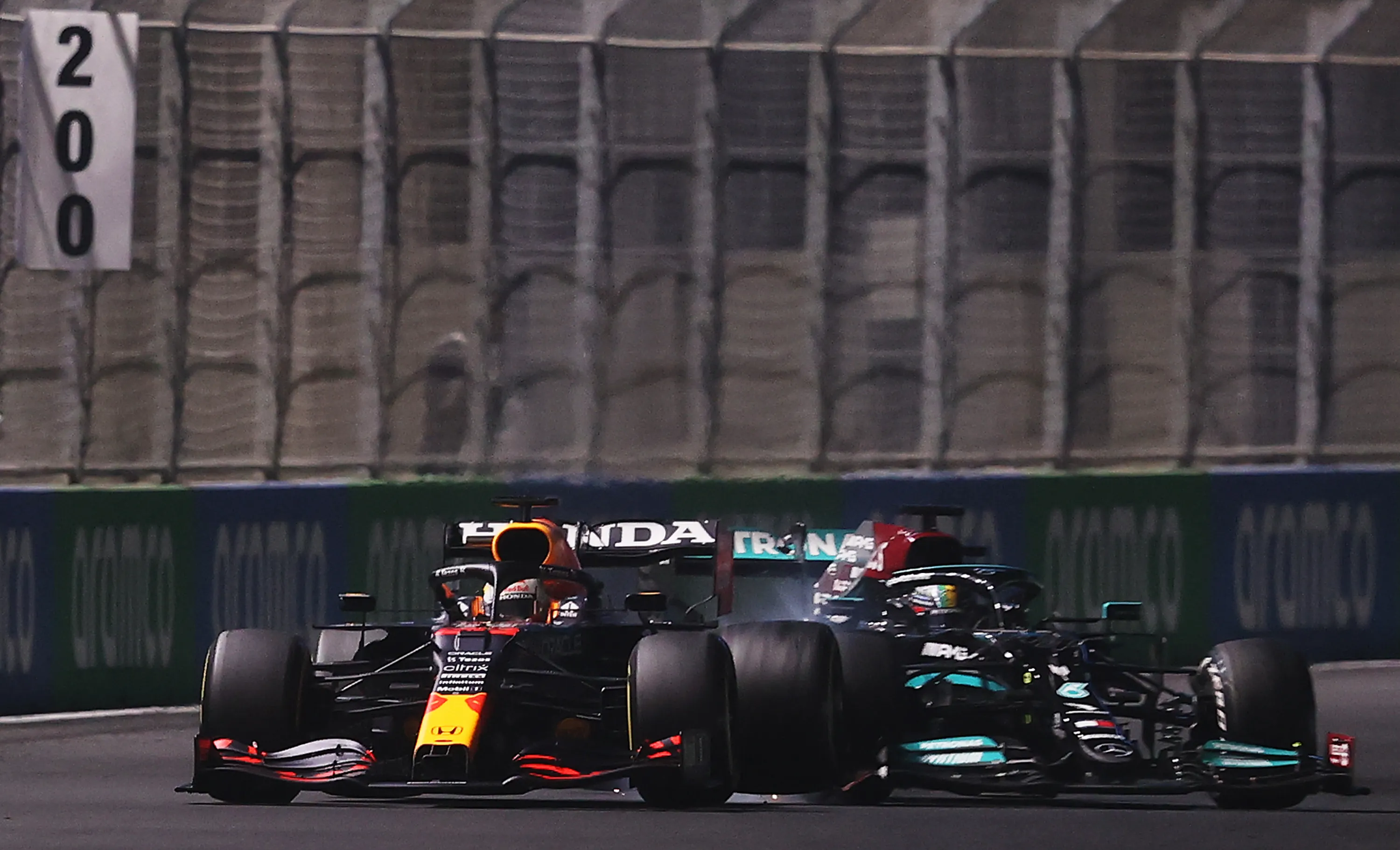 verstappen hamilton max lewis saoedi arabie mercedes red bull