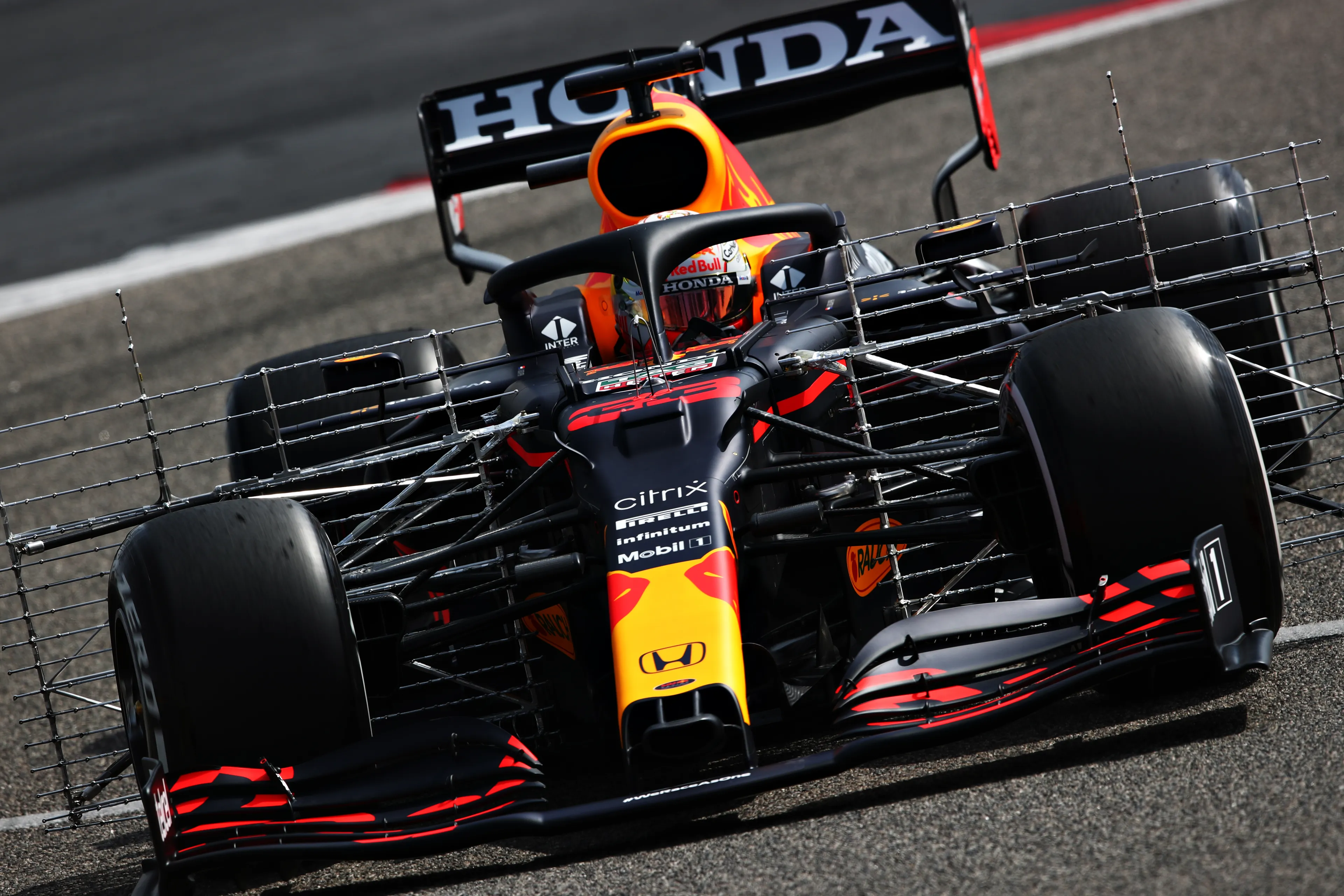 Verstappen testen Bahrein 2021