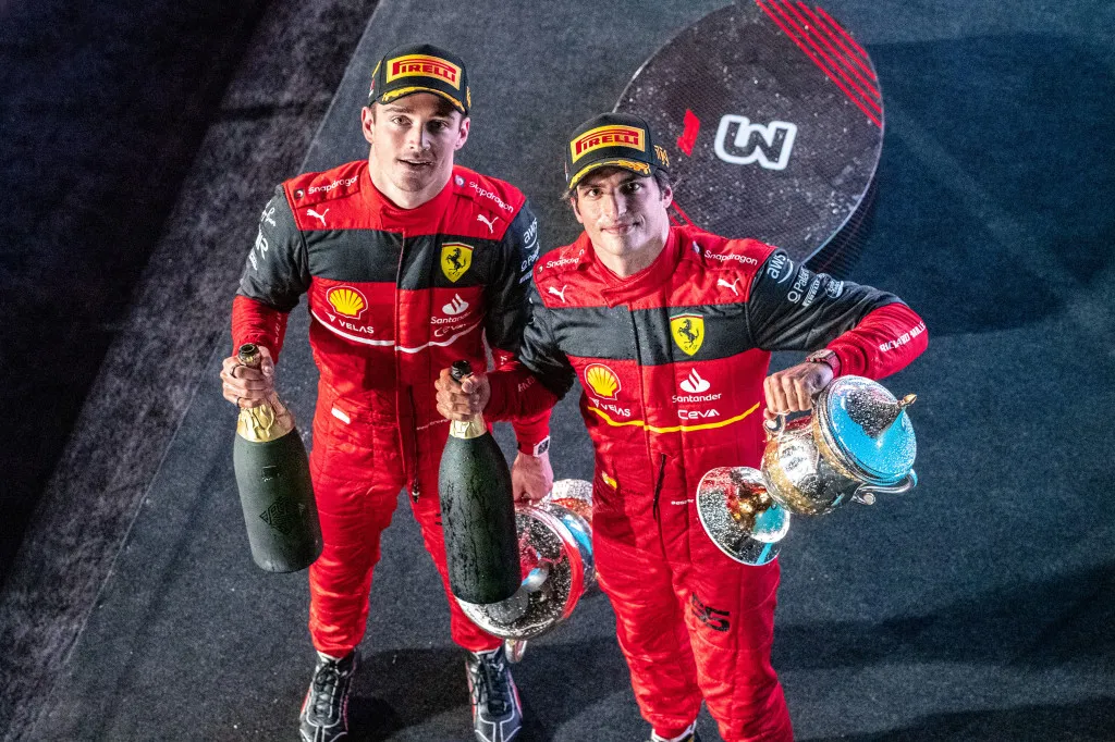 charles leclerc carlos sainz ferrari gp bahrein