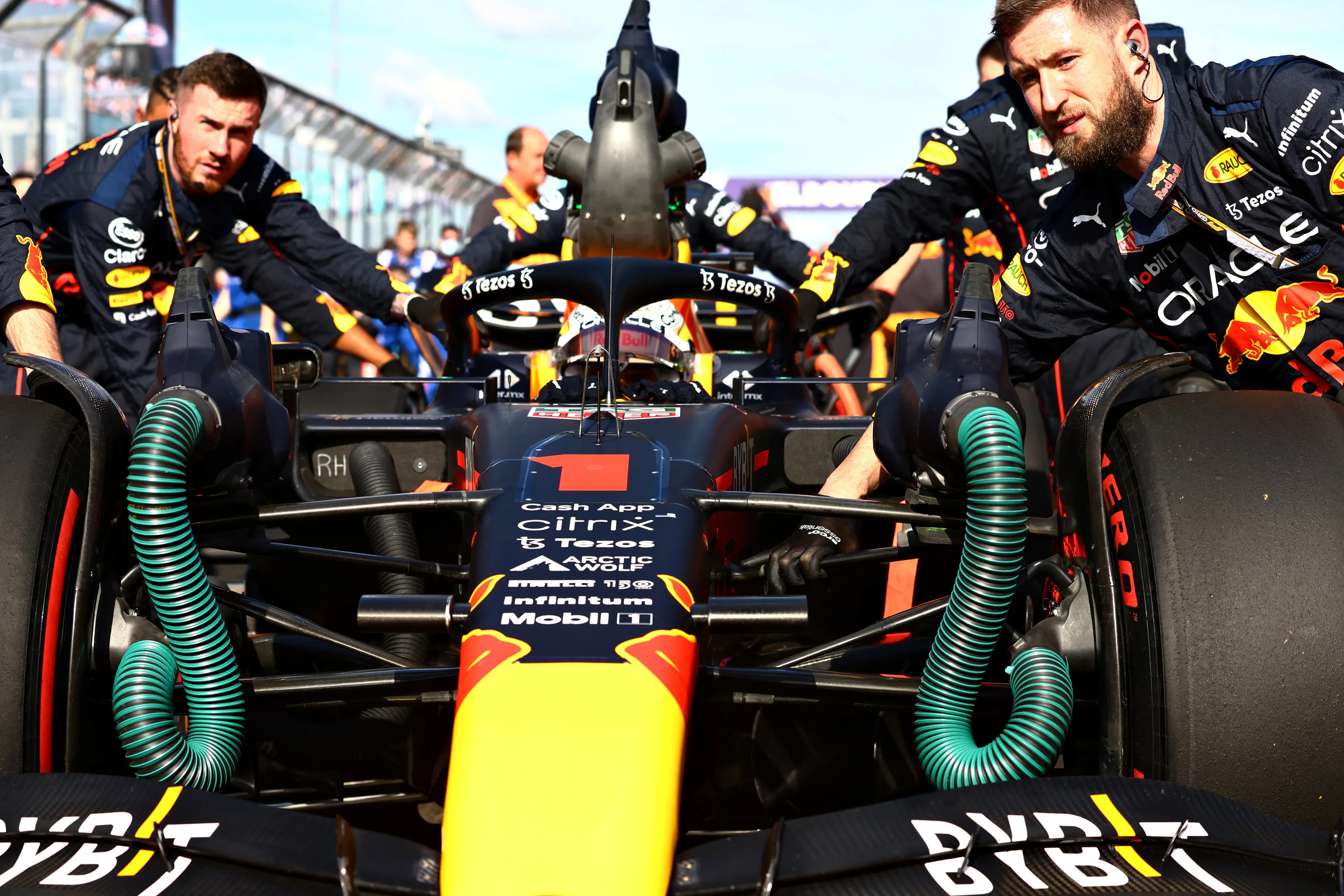 Windsor genoot van gewaagde zet Red Bull: 'Dat was de coolste move van de race'