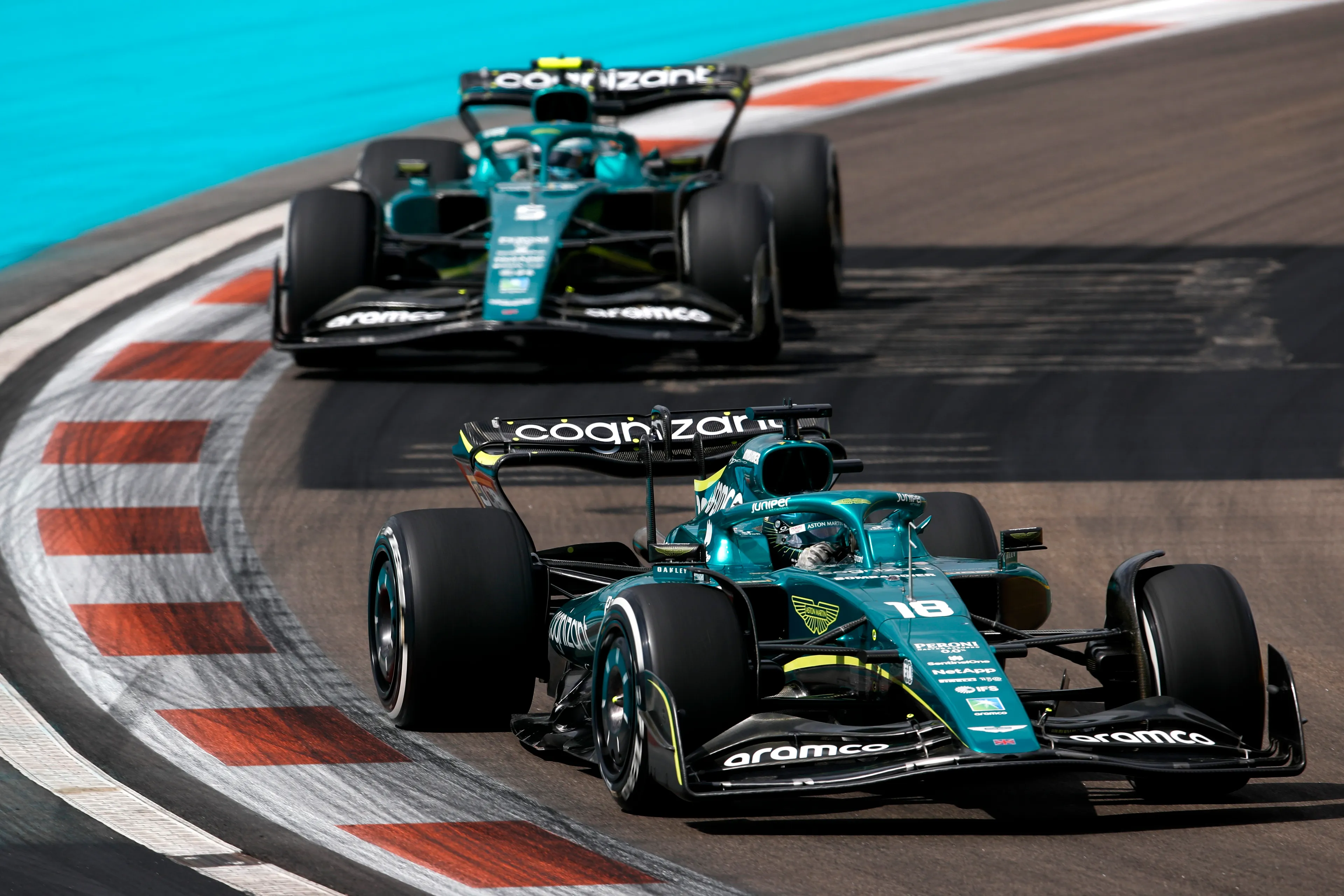 Vettel verwacht test in Barcelona: 'Inherente gedrag van deze auto's wordt naar boven gebracht'