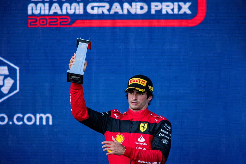 Sainz gaat voor overwinning in thuisrace: 'Niemand wil het meer dan ik'