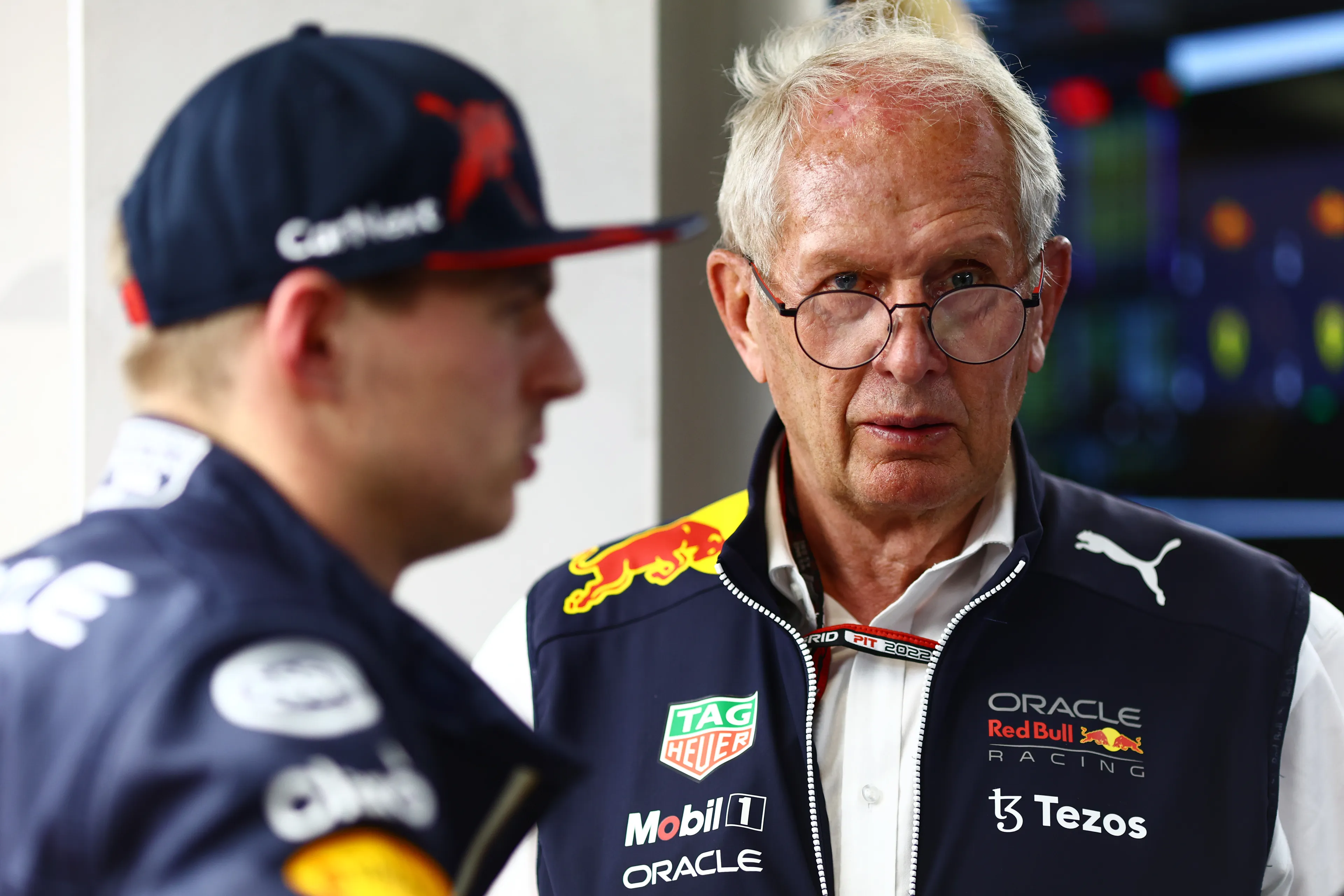 Marko ziet Pérez niet als probleem voor Verstappen: 'Max blijft kalm'