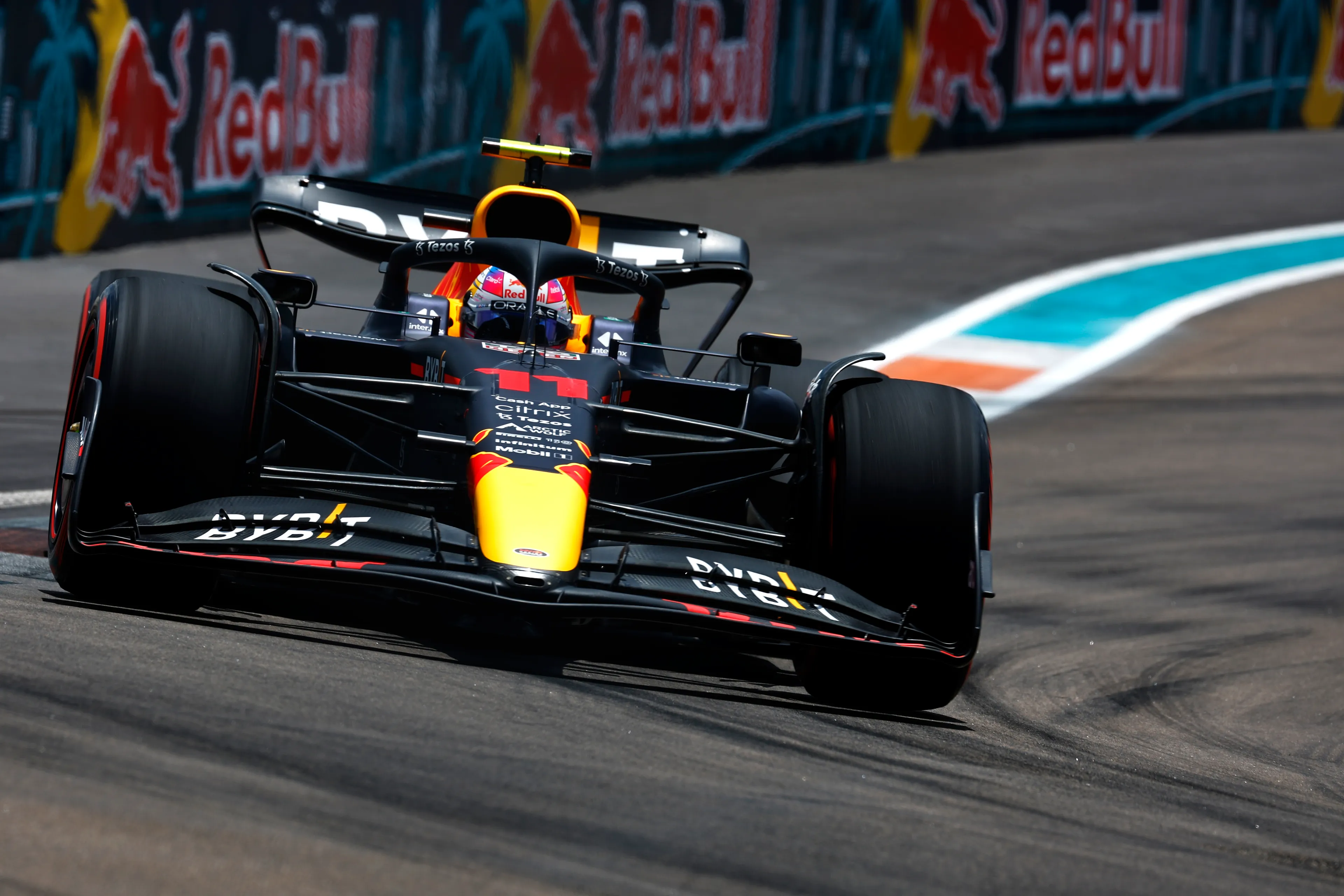 Pérez na probleem in Grand Prix van Miami: 'Het was een totale ramp'